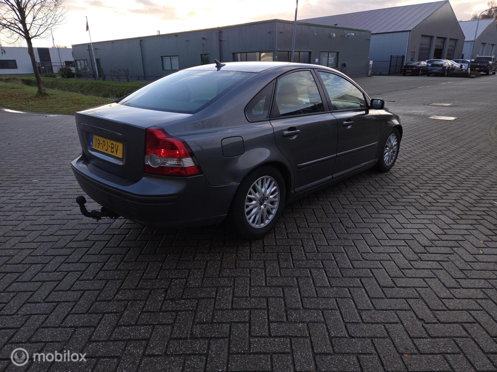 Foto van Volvo S40