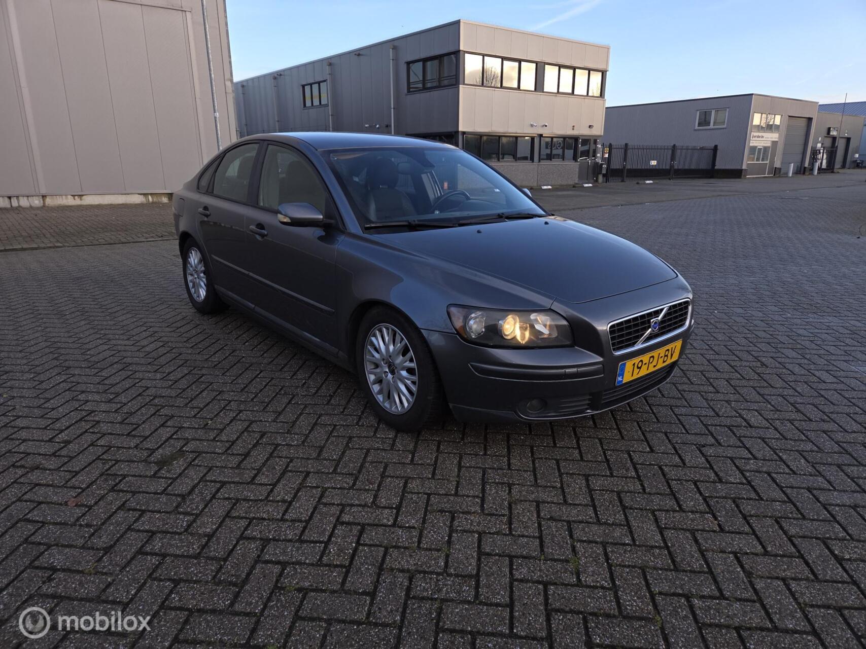 Foto van Volvo S40