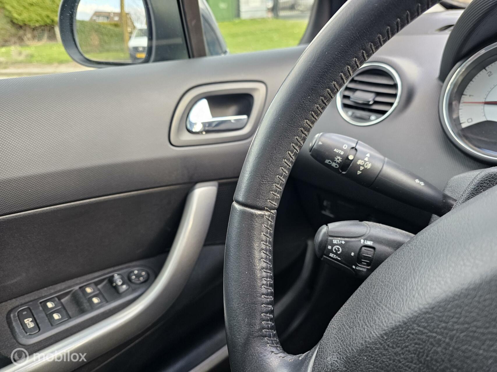 Foto van Peugeot 308 SW