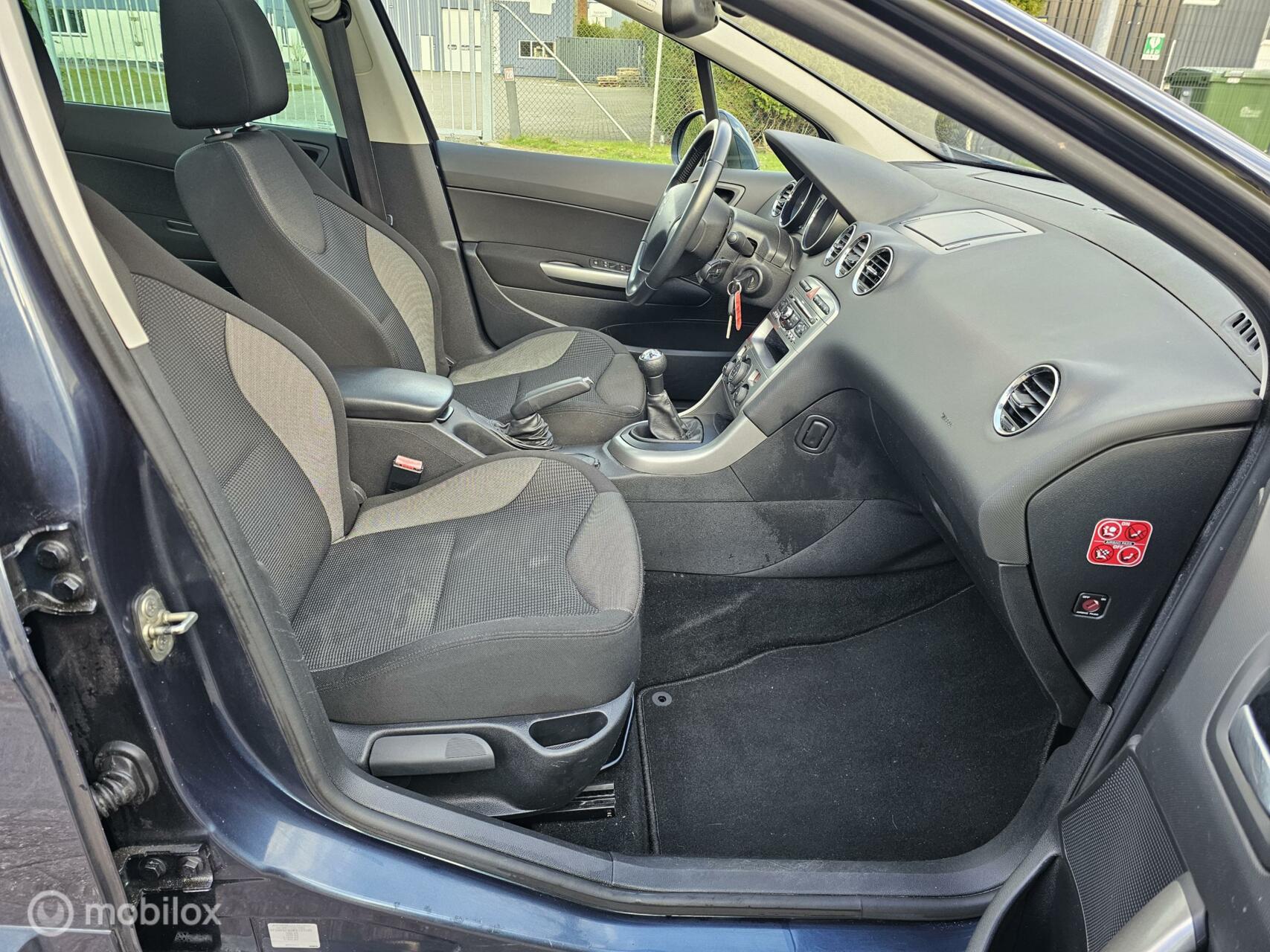 Foto van Peugeot 308 SW