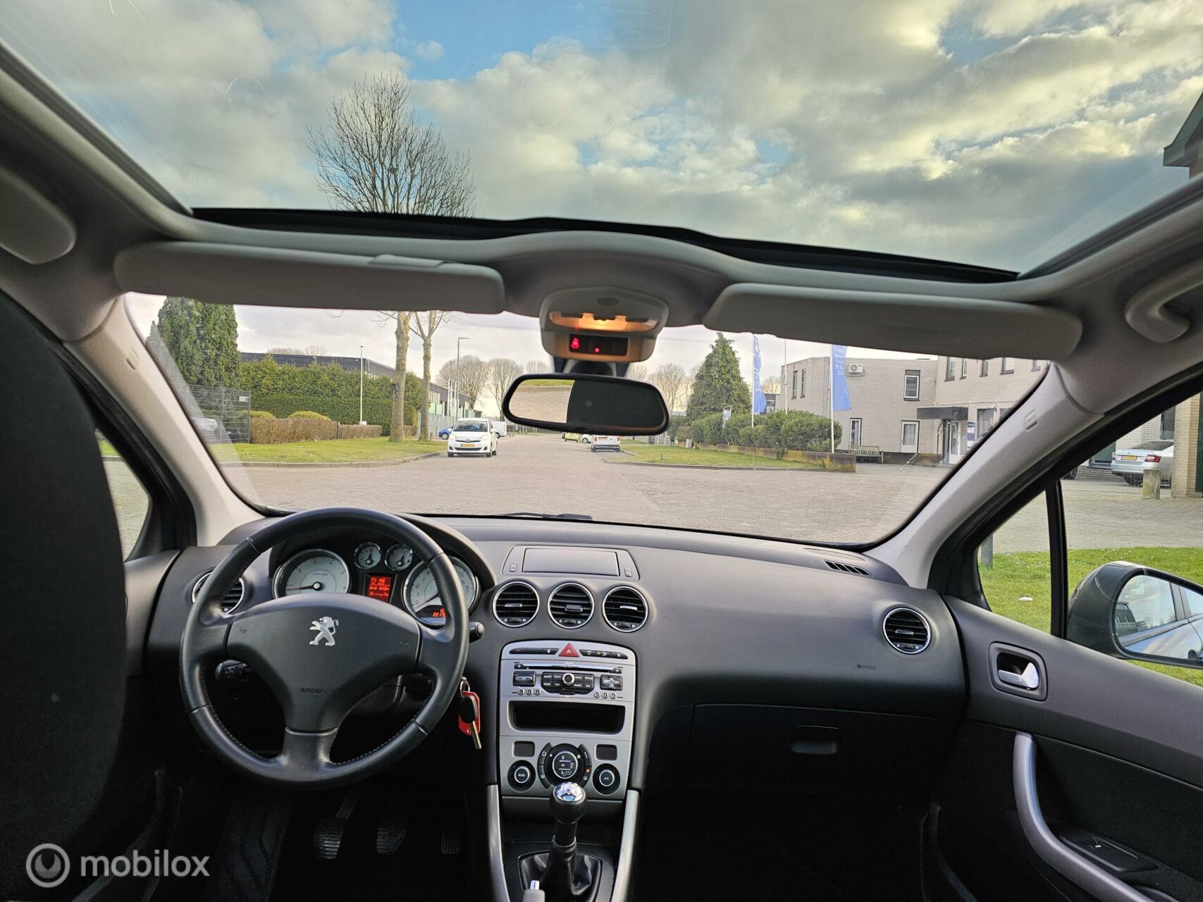 Foto van Peugeot 308 SW