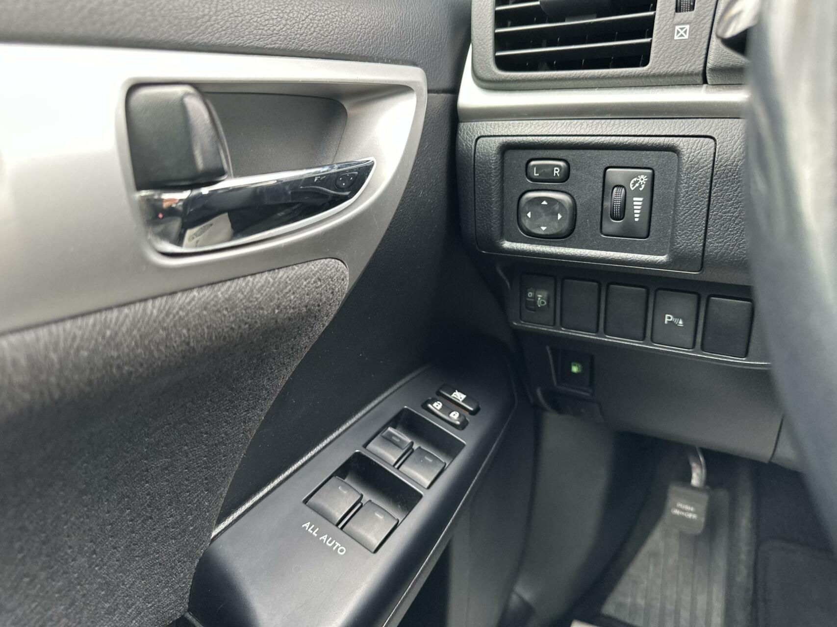 Foto van Lexus CT