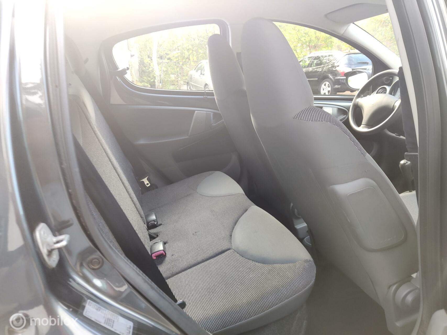 Foto van Peugeot 107