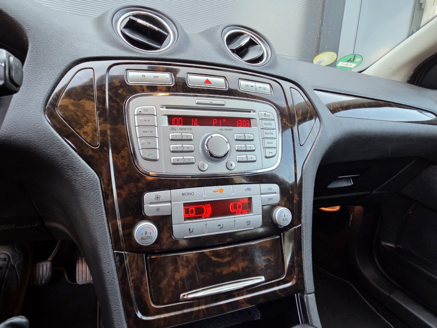 Foto van Ford Mondeo