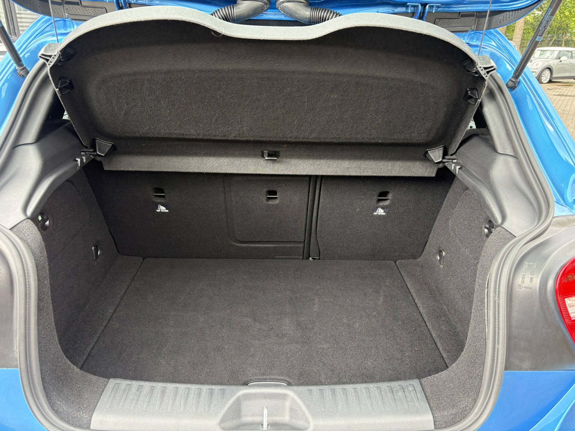 Foto van Mercedes-Benz A 180