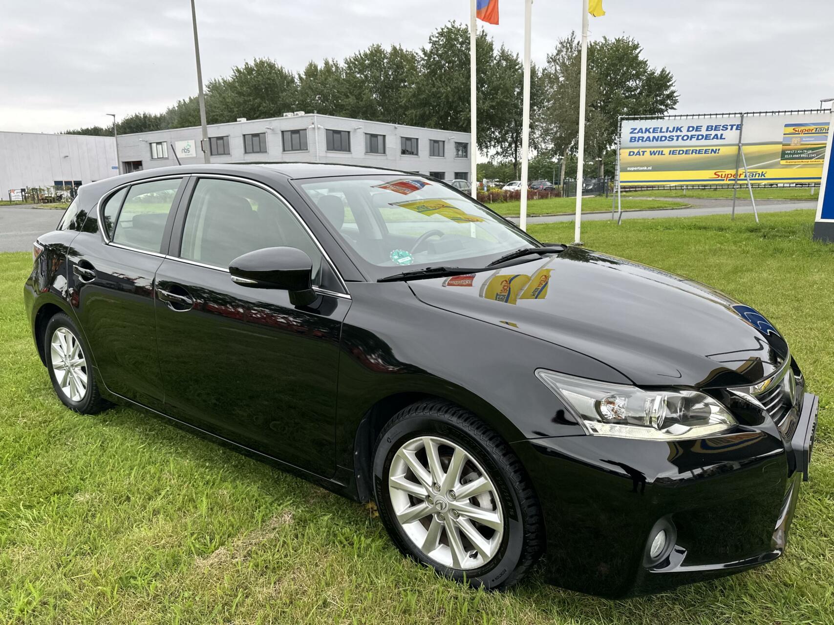 Foto van Lexus CT