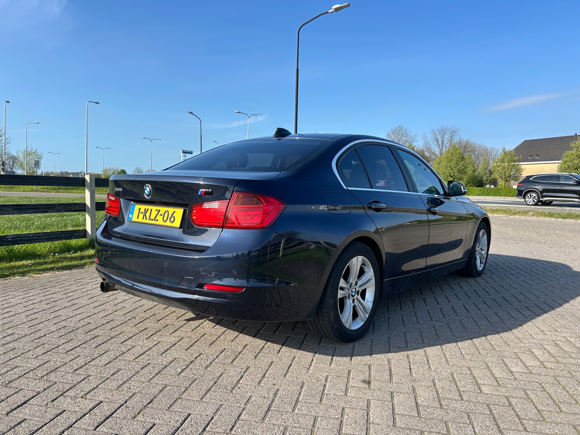 Foto van BMW 320i xDrive