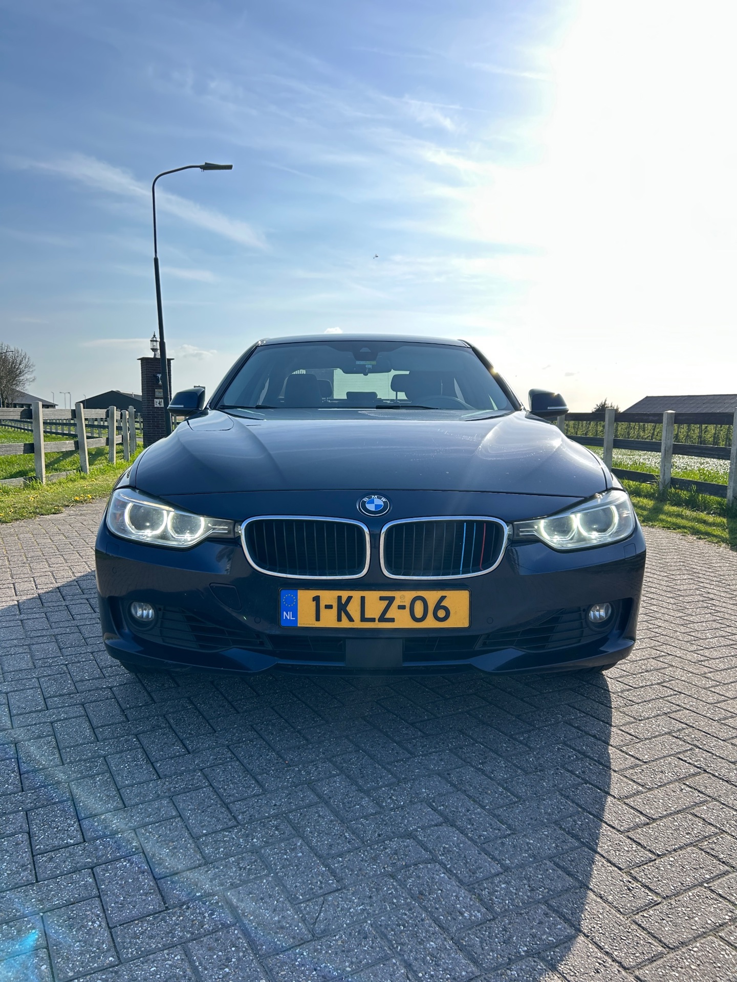 Foto van BMW 320i xDrive