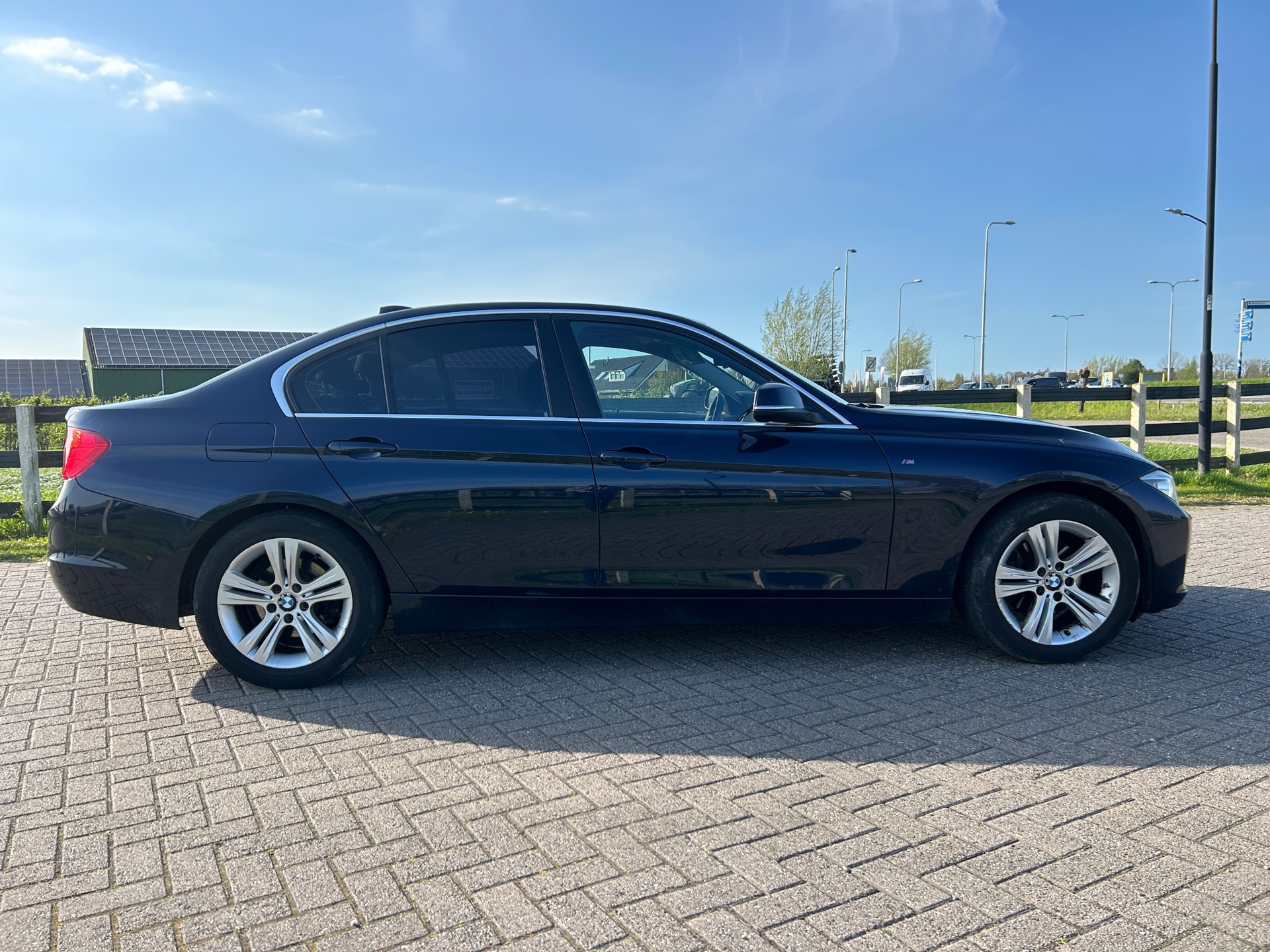 Foto van BMW 320i xDrive