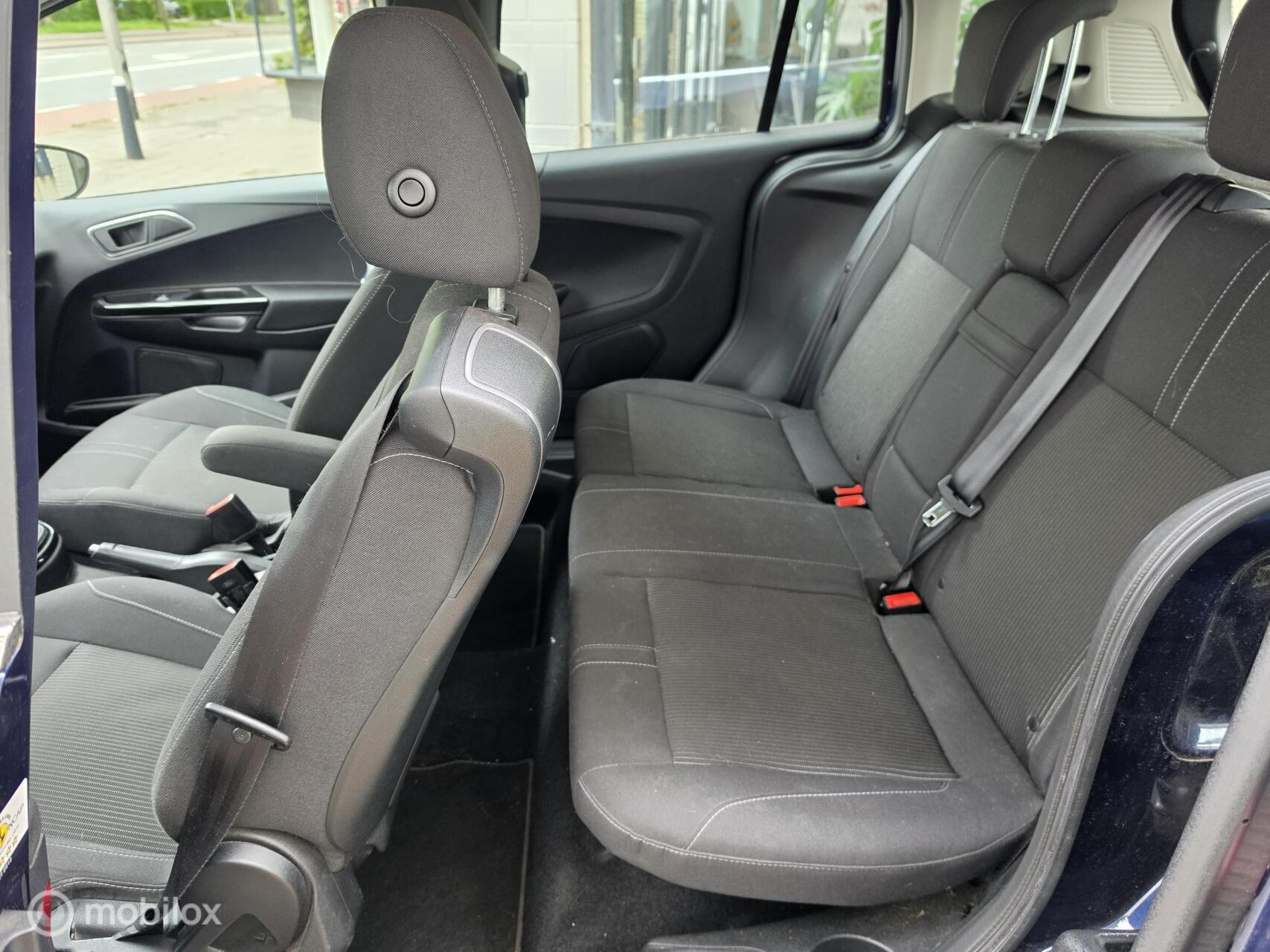 Foto van Ford B-max