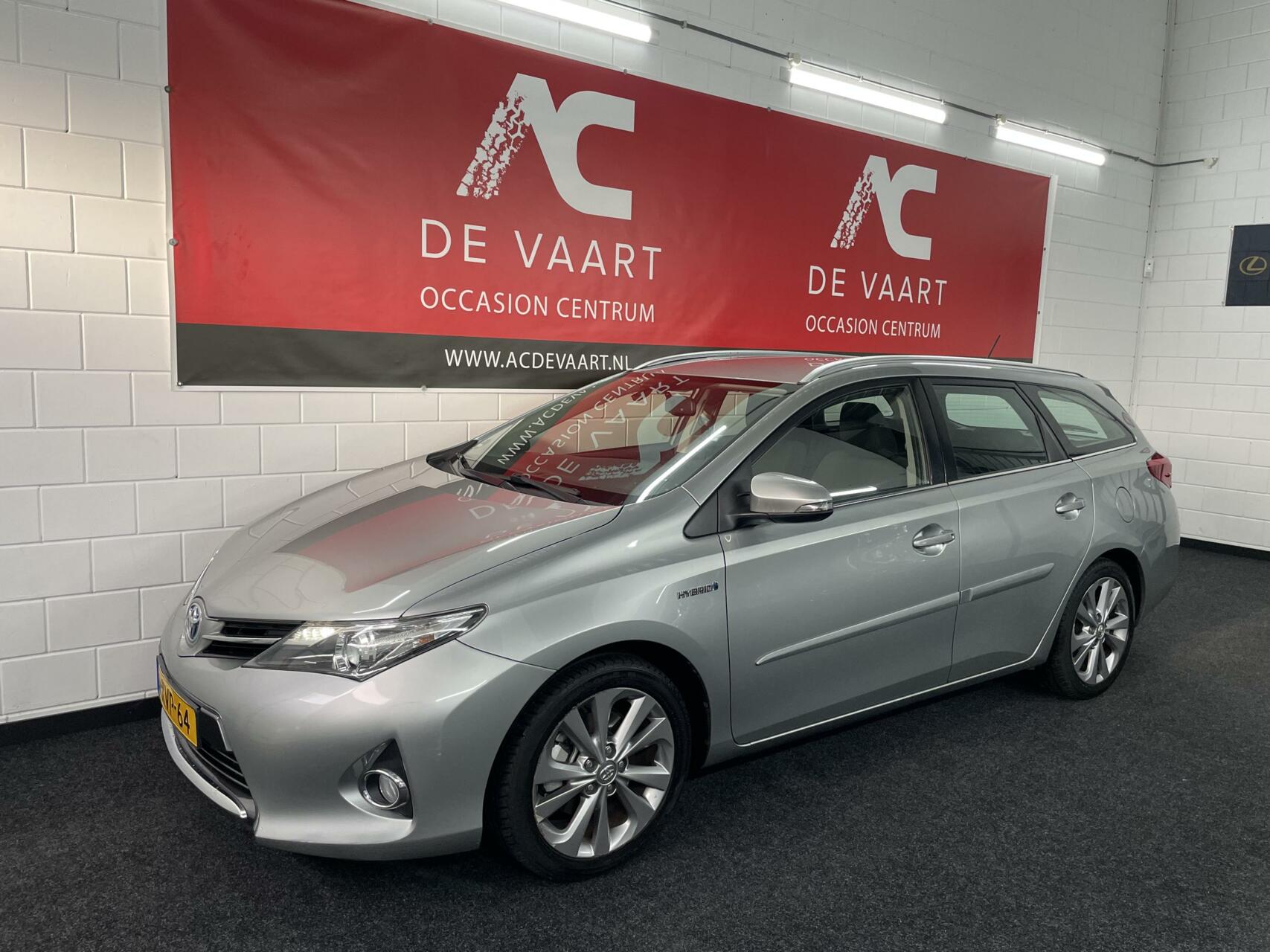 Toyota Auris 1.8 Hybrid Lease Pro - VERKOCHT! 2013 - voorkant
