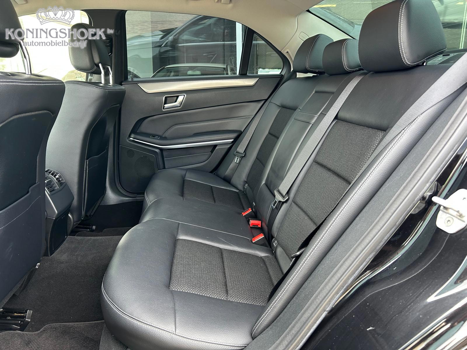 Foto van Mercedes-Benz E 200