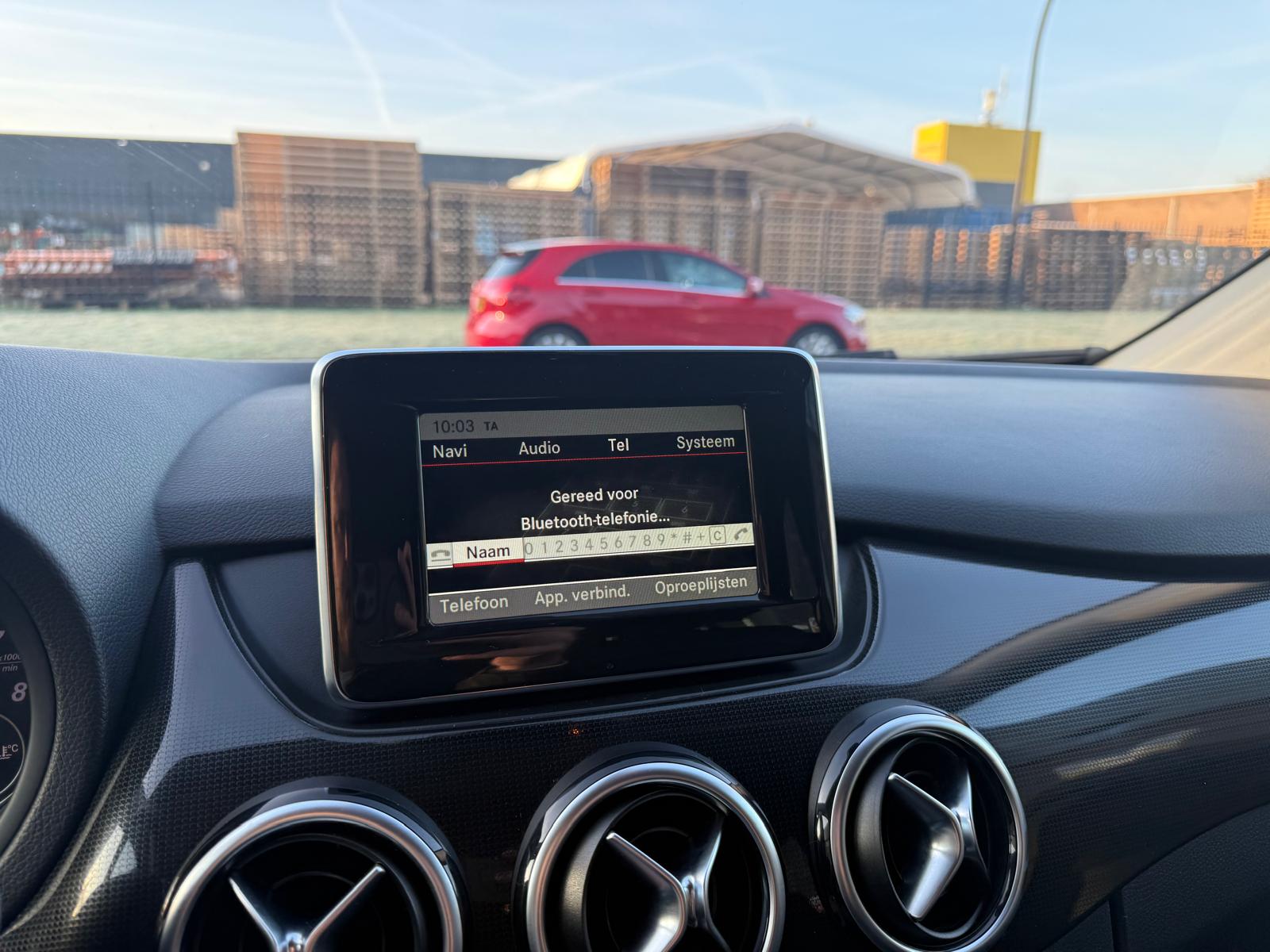 Foto van Mercedes-Benz B 180