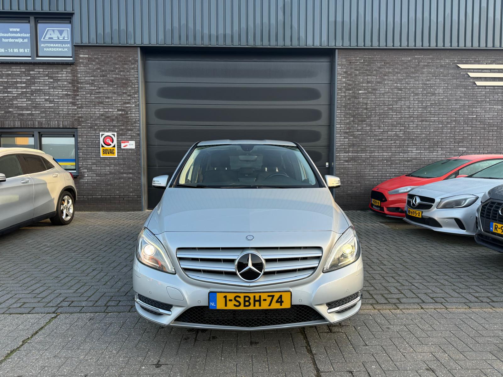 Foto van Mercedes-Benz B 180