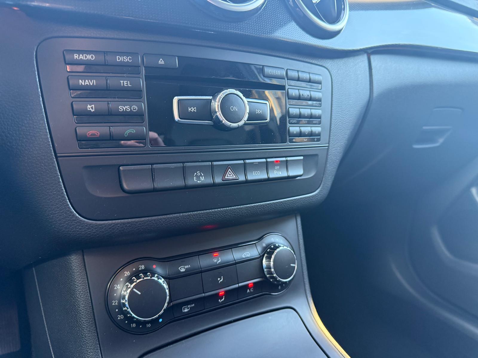Foto van Mercedes-Benz B 180
