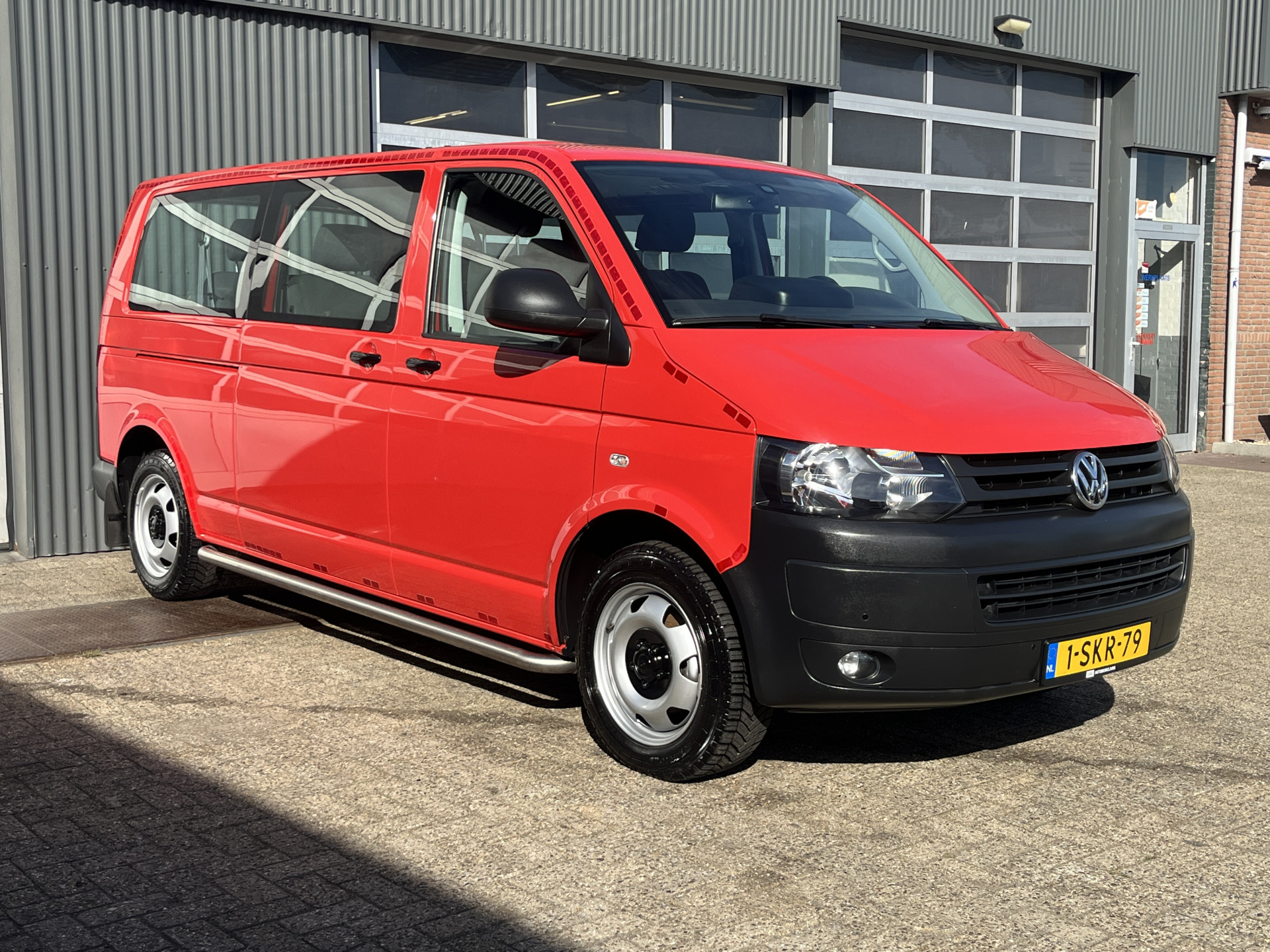Volkswagen Kombi 2.0 TDI L2H1 Comfortline 2013 - voorkant