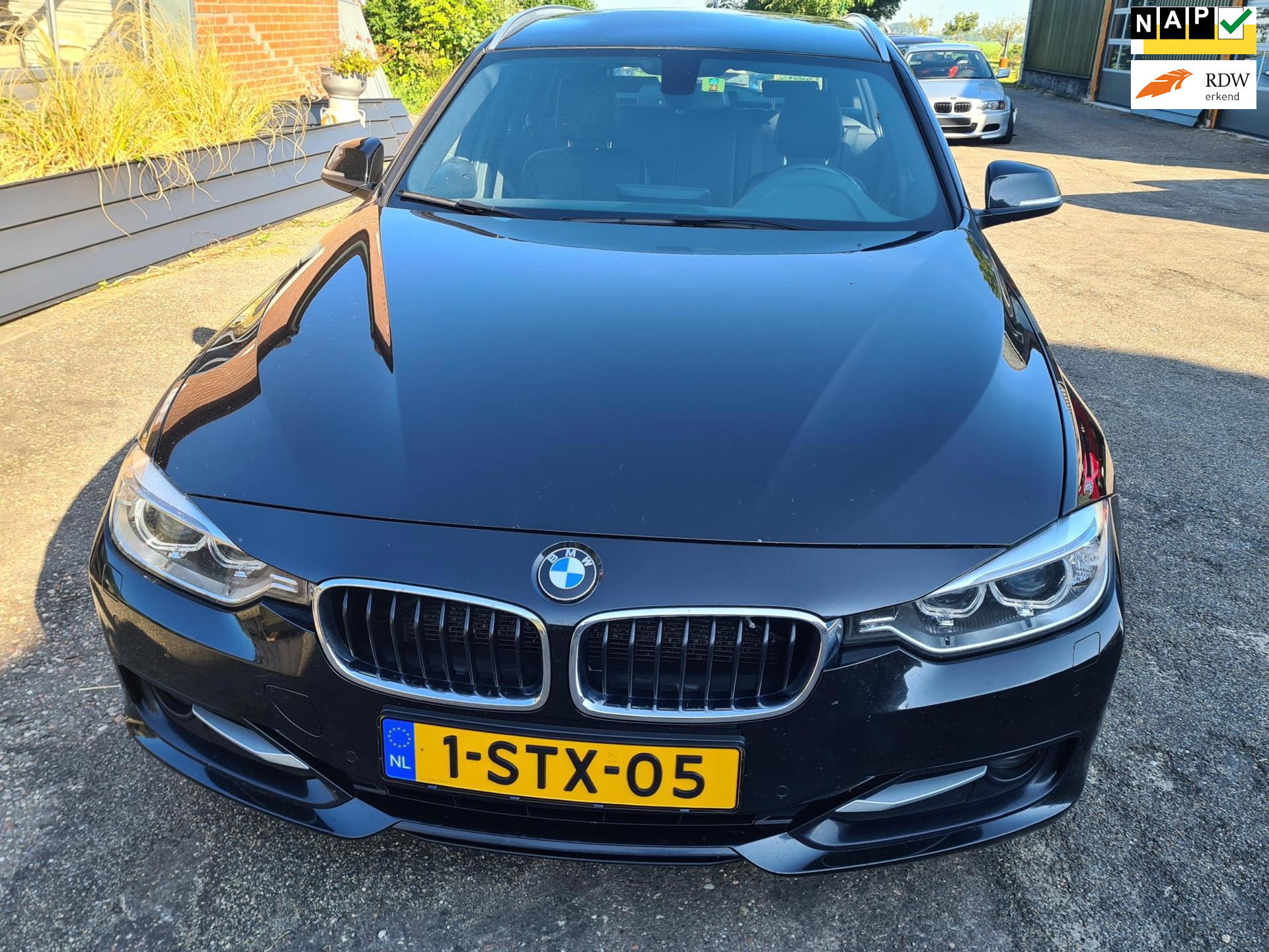 BMW 320ed 320d EfficientDynamics Edition High Executive 222 pk ! 2013 - voorkant