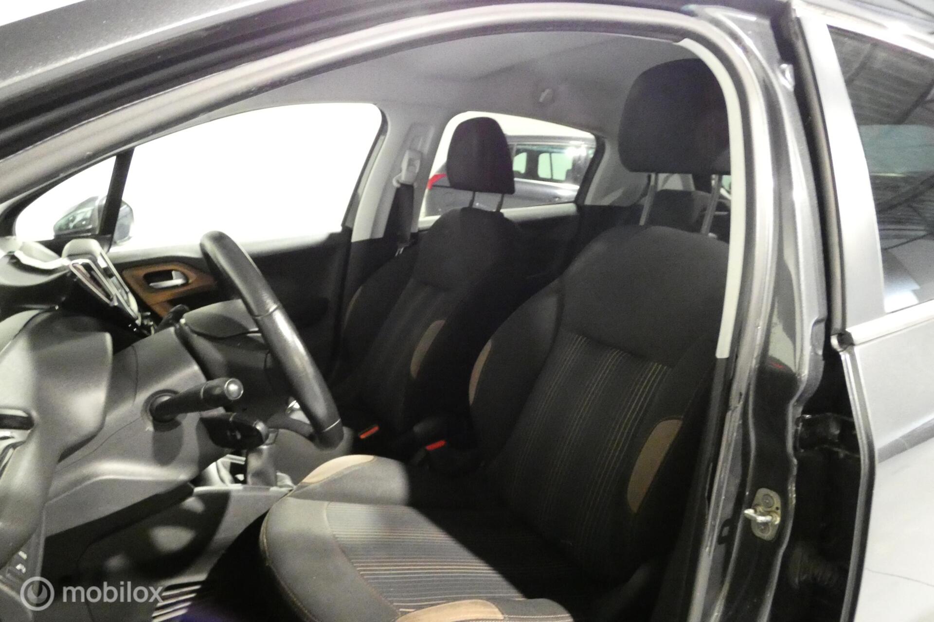 Foto van Peugeot 208