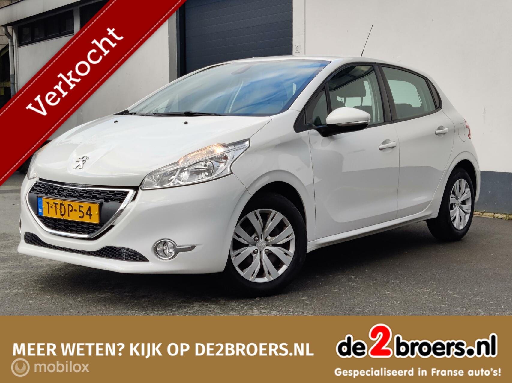 Peugeot 208 1.2 VTi Envy 2014 - voorkant