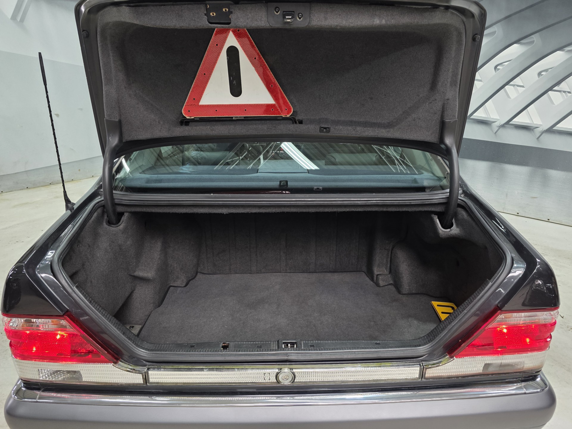 Foto van Mercedes-Benz S 500