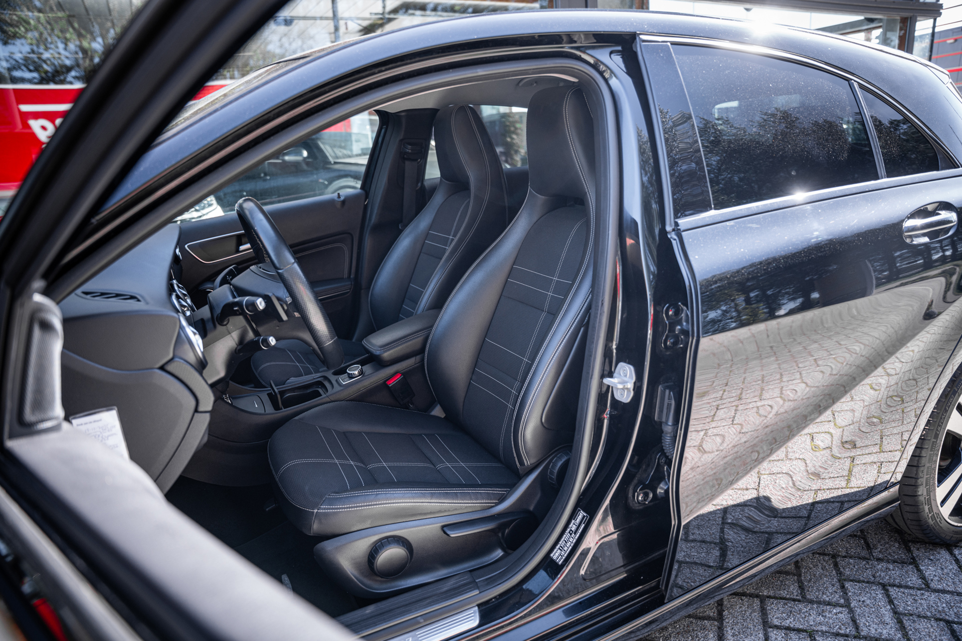 Foto van Mercedes-Benz A 180