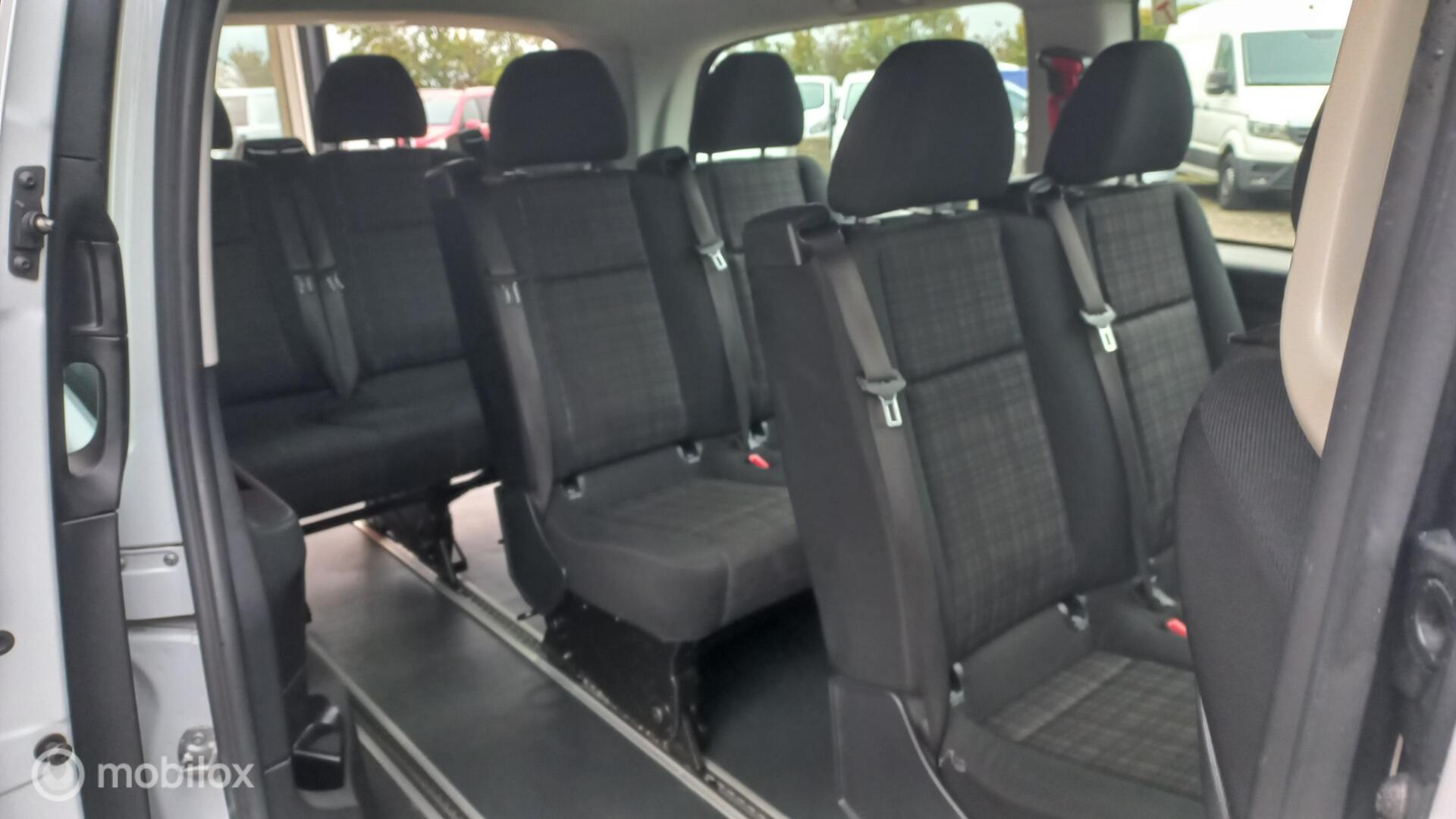 Foto van Mercedes-Benz Vito Tourer