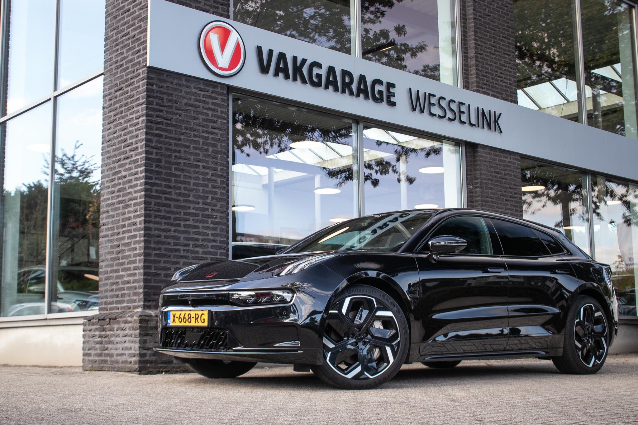 Foto van Zeekr 001