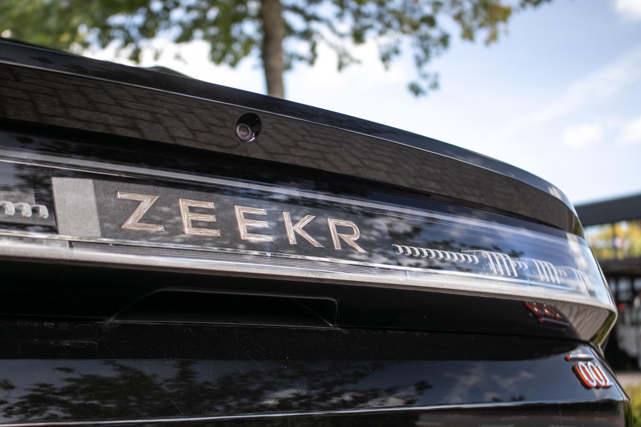 Foto van Zeekr 001