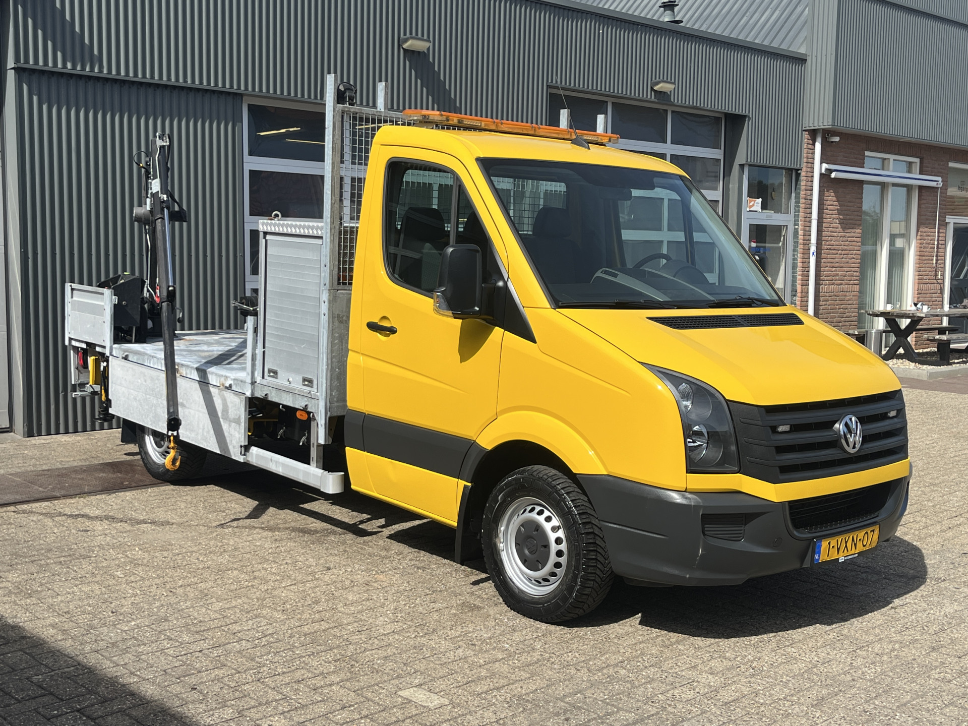 Volkswagen Crafter 35 2.0 TDI L2H1 2012 - voorkant