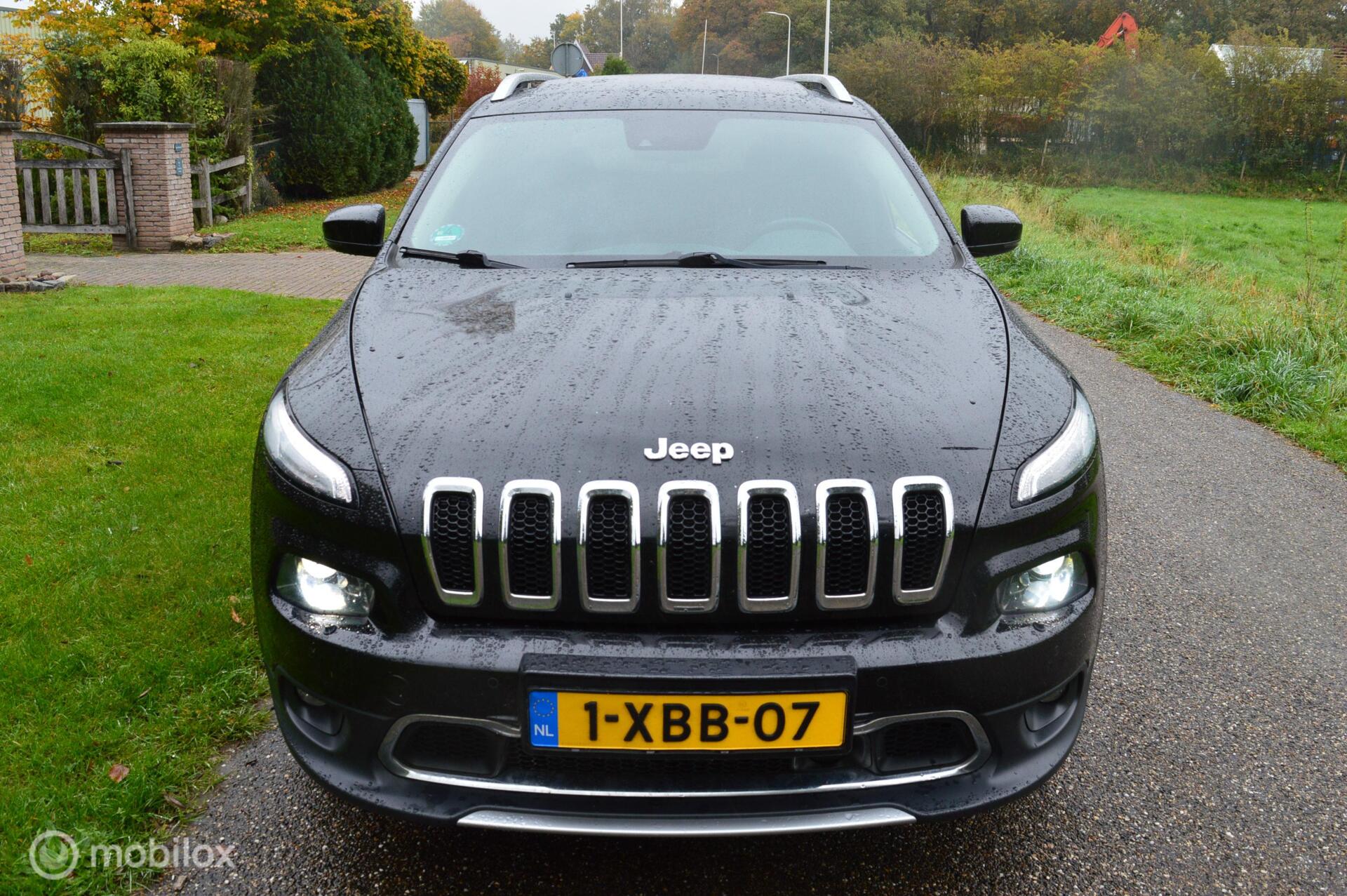 Foto van Jeep Cherokee