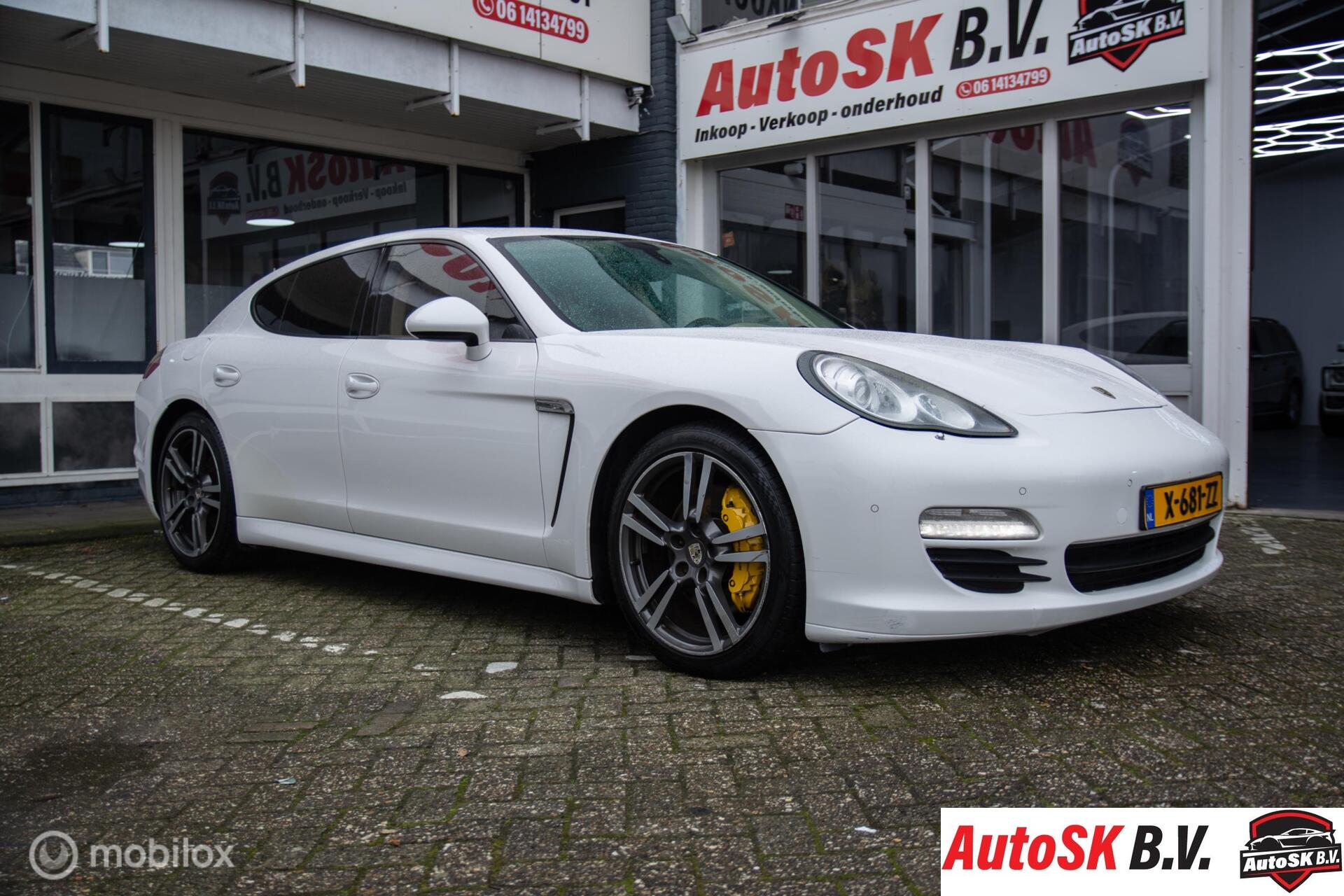 Porsche Panamera 4 3.6 4 2011 - voorkant