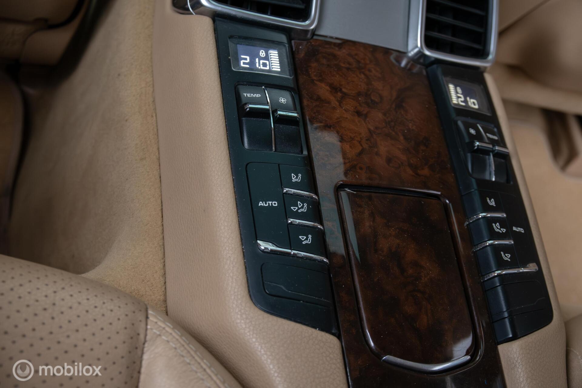 Foto van Porsche Panamera 4