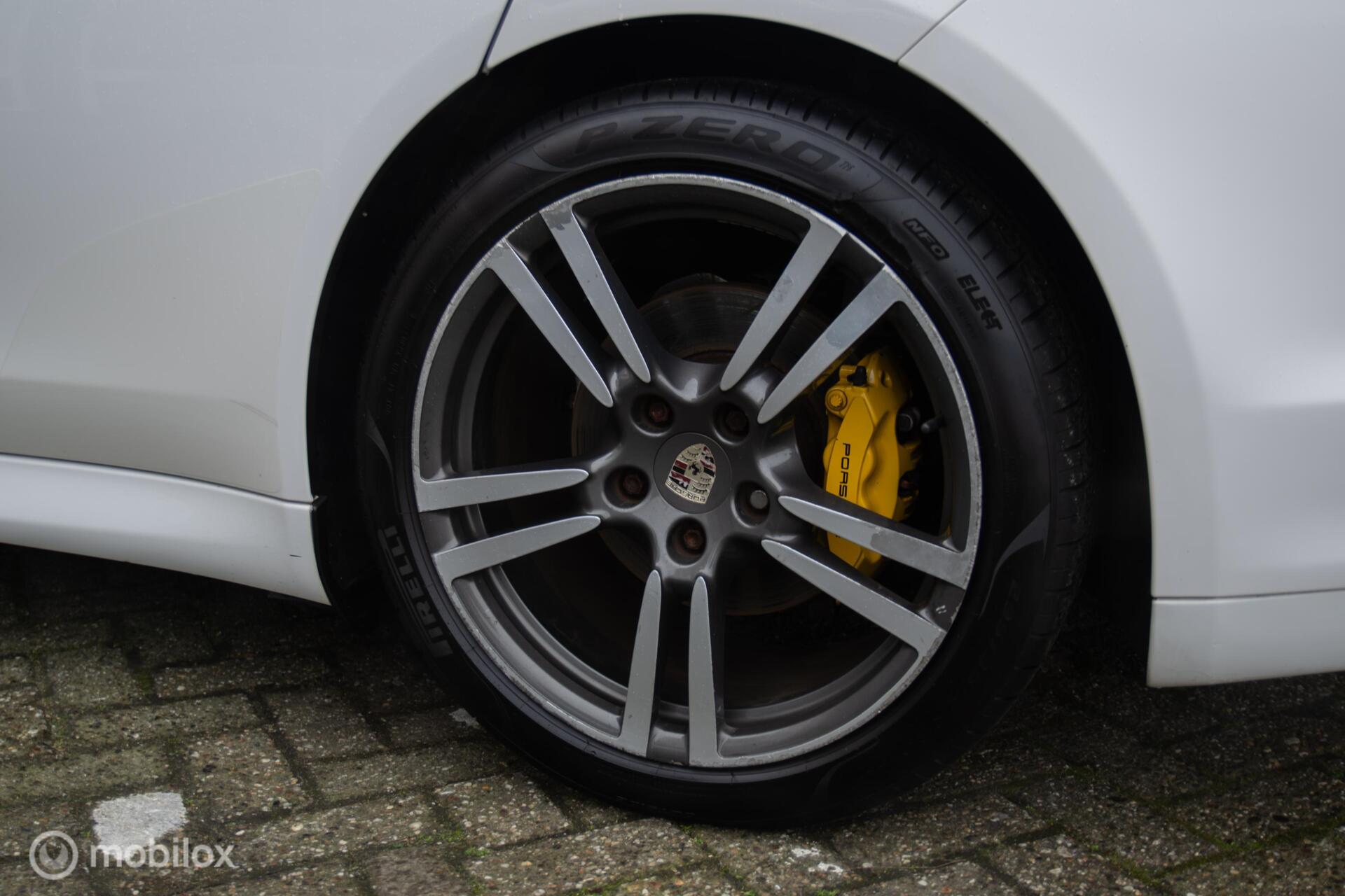 Foto van Porsche Panamera 4