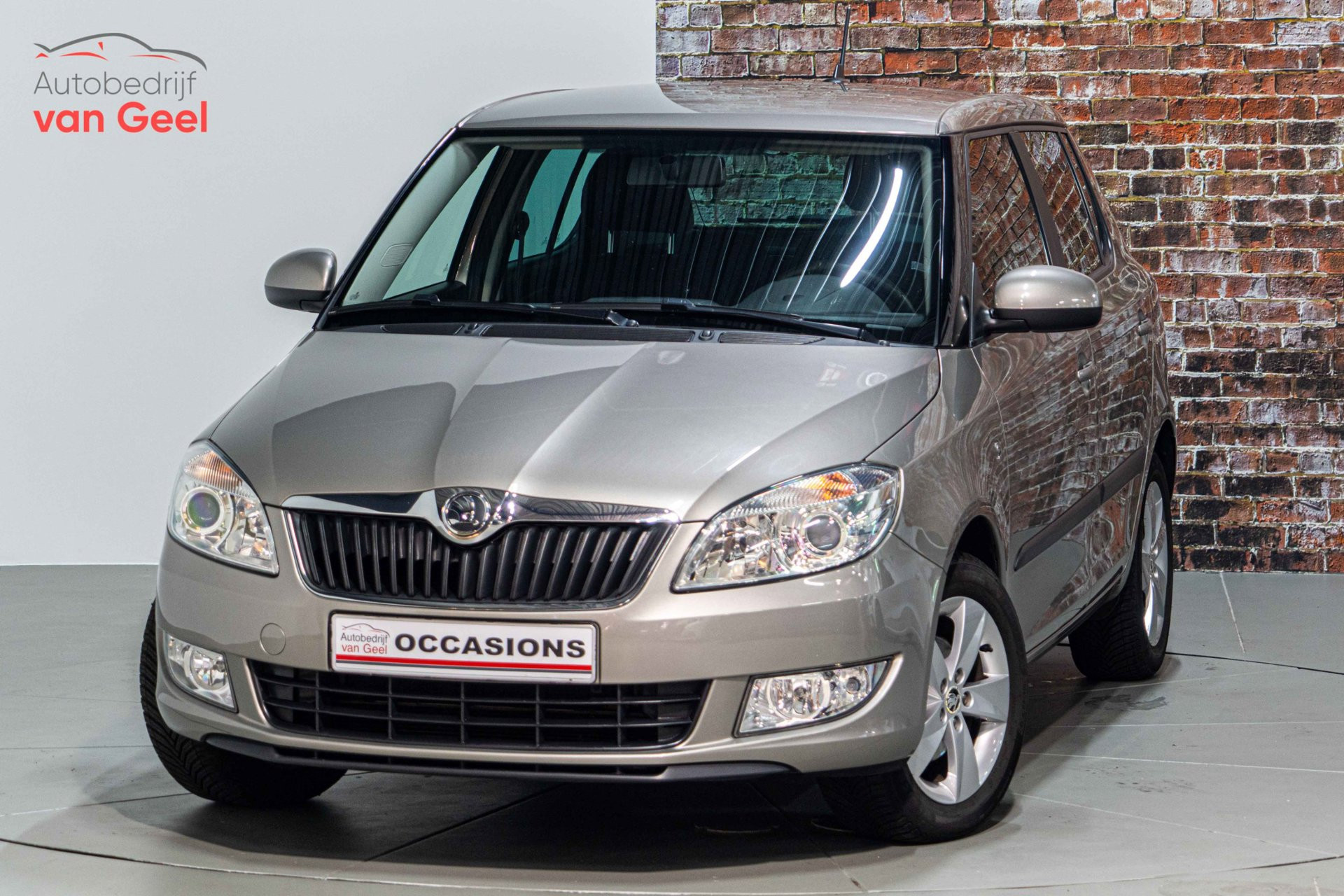 Skoda Fabia 1.2 TSI Drive I Navigatie I Airco 2014 - voorkant