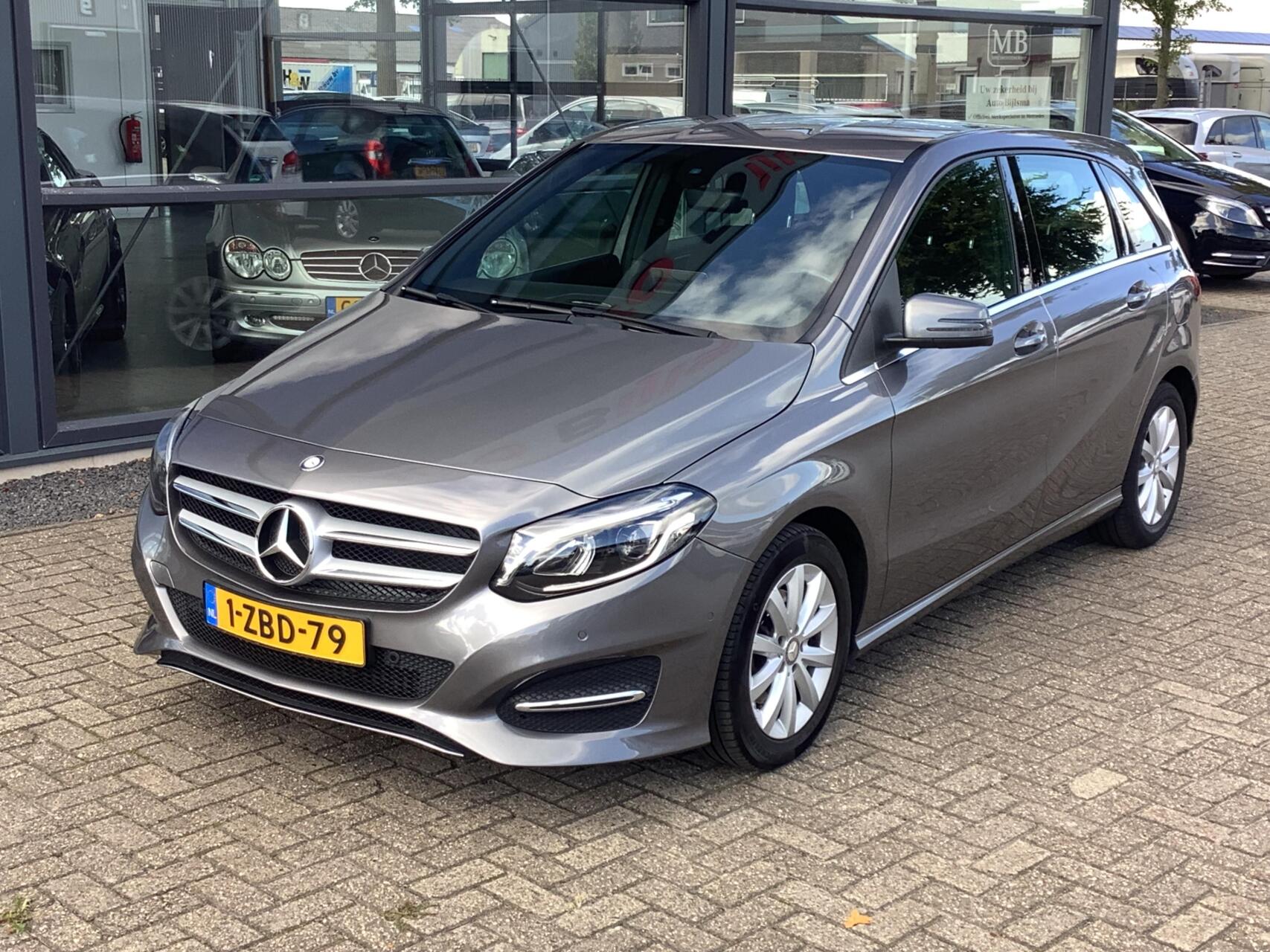 Foto van Mercedes-Benz B 180