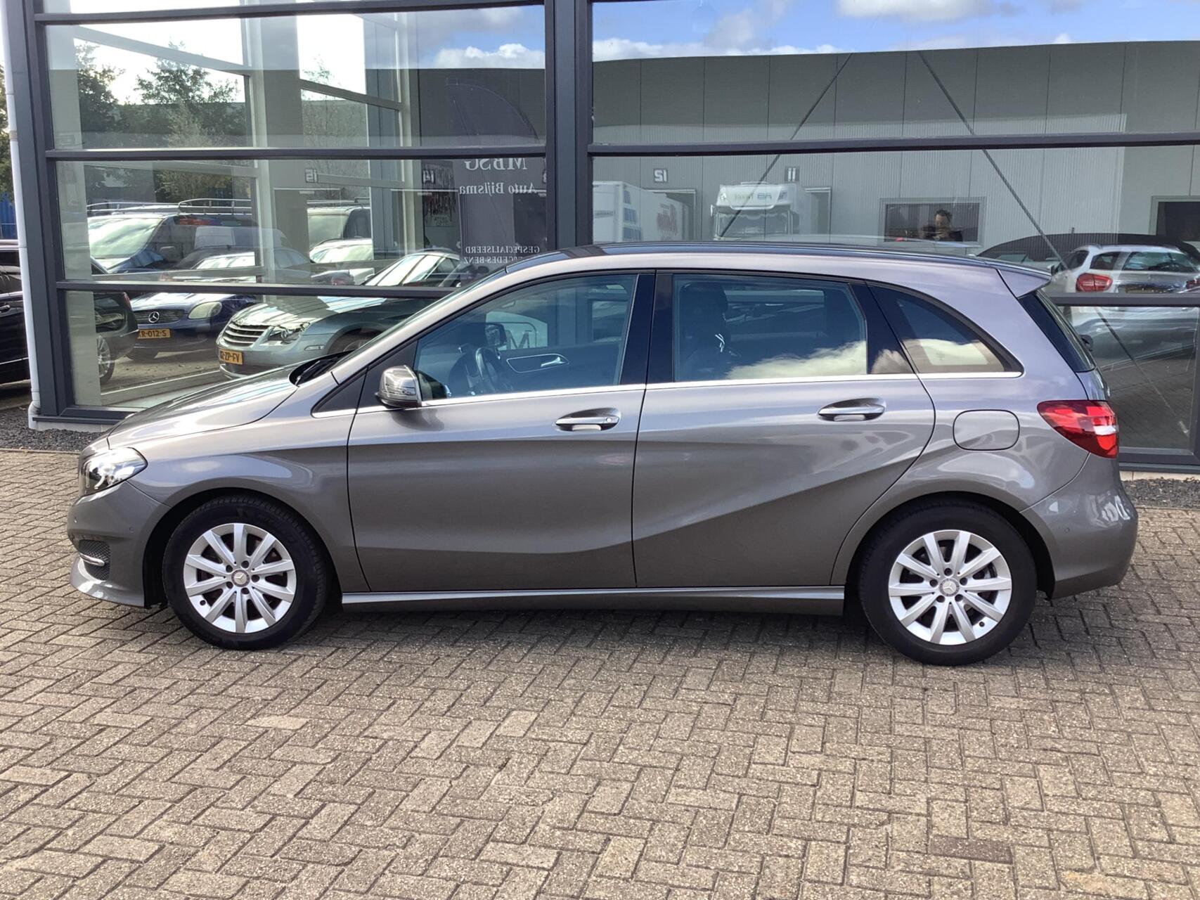 Foto van Mercedes-Benz B 180