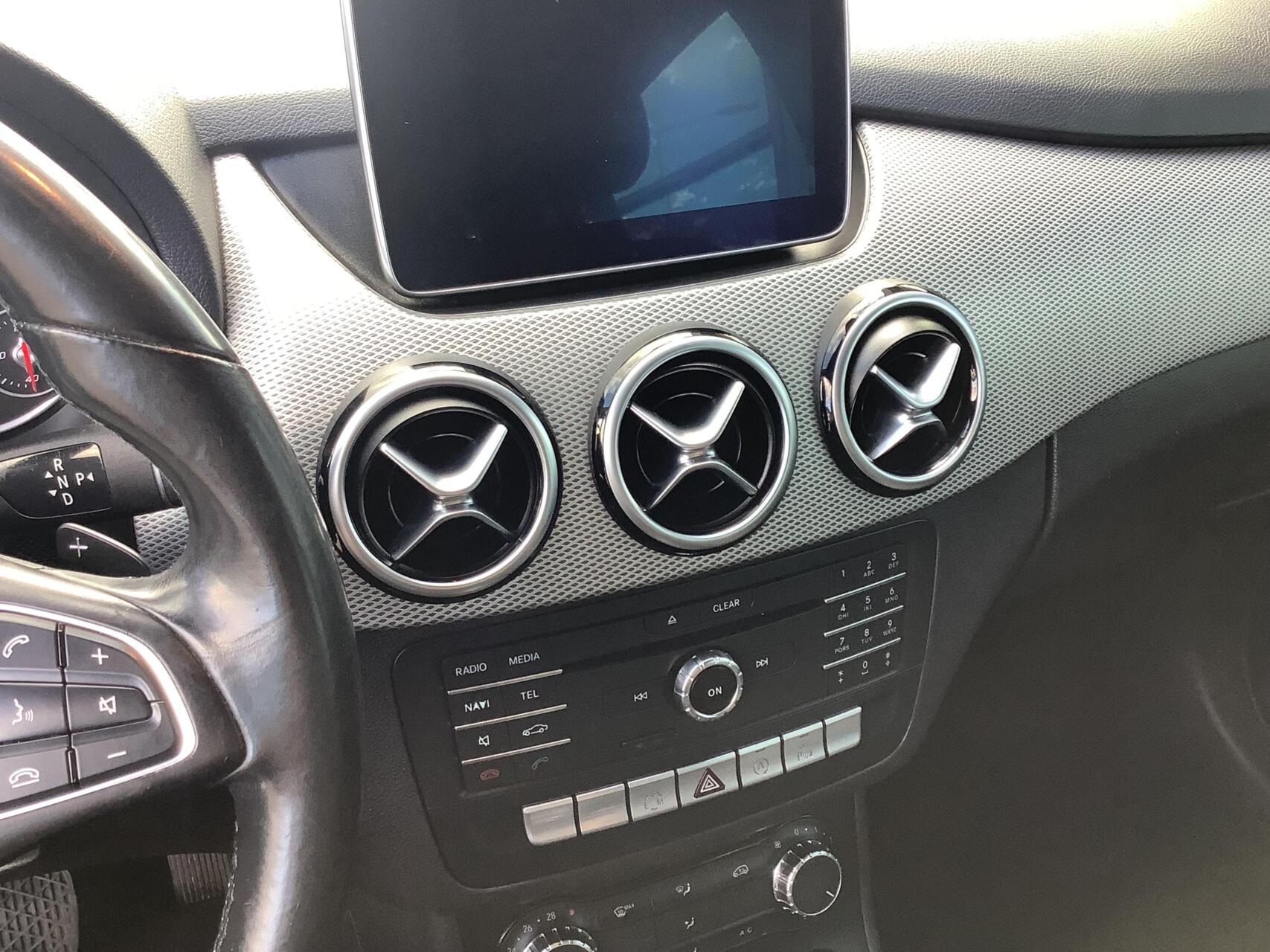 Foto van Mercedes-Benz B 180