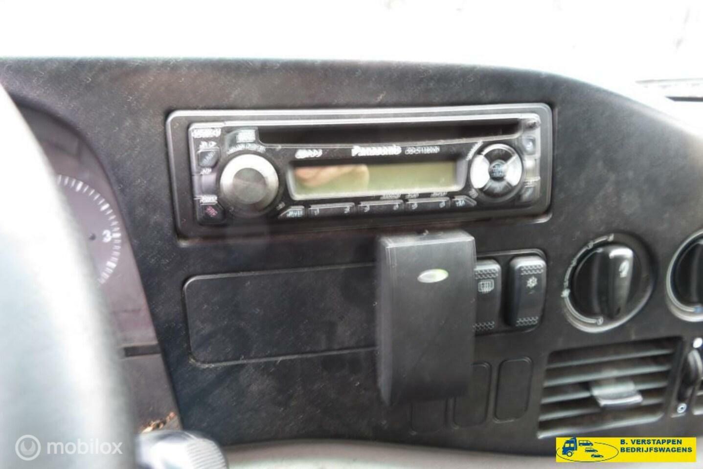 Foto van Volkswagen LT