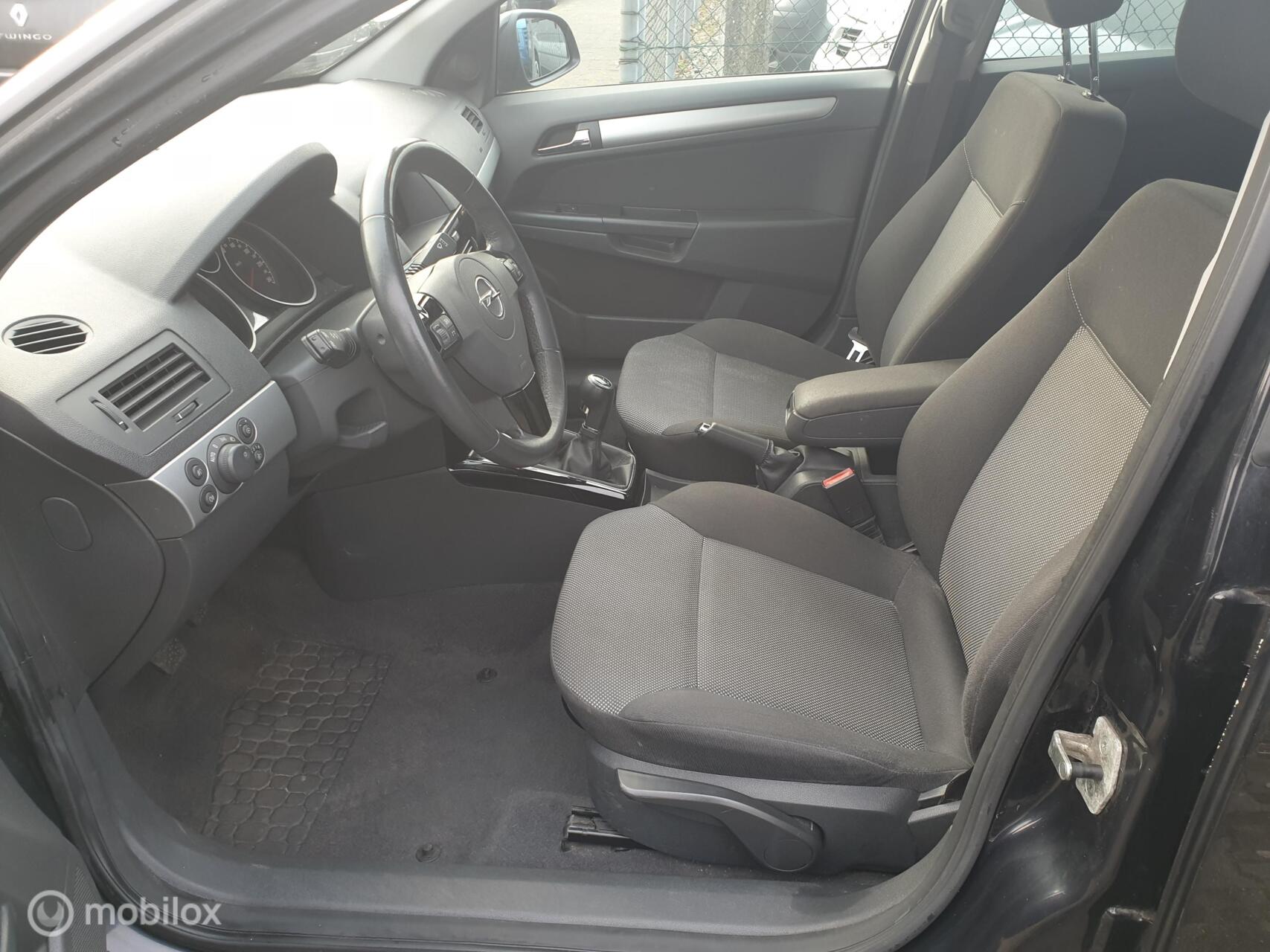 Foto van Opel Astra Wagon