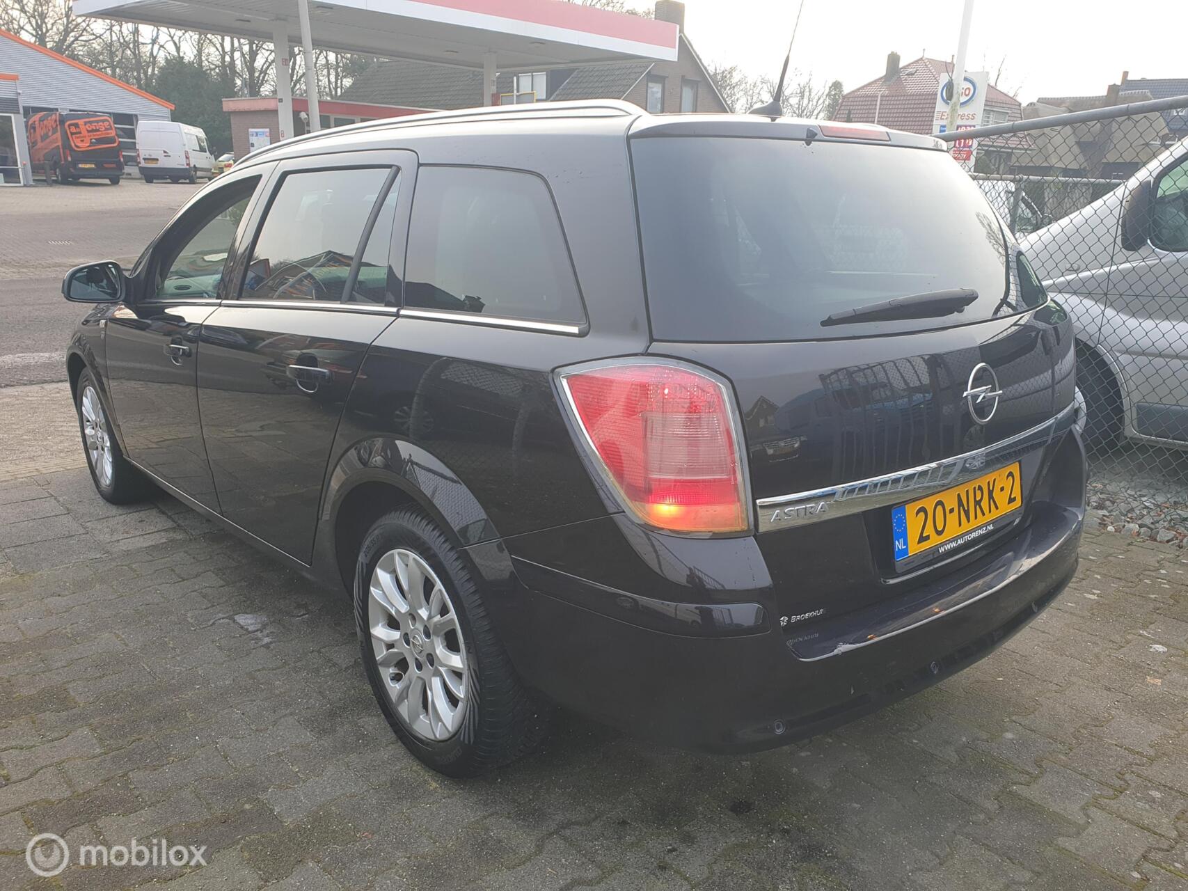 Foto van Opel Astra Wagon