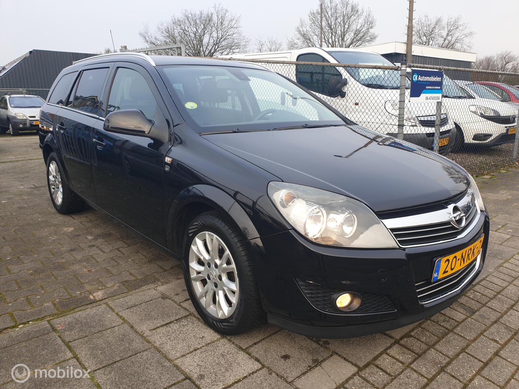 Foto van Opel Astra Wagon
