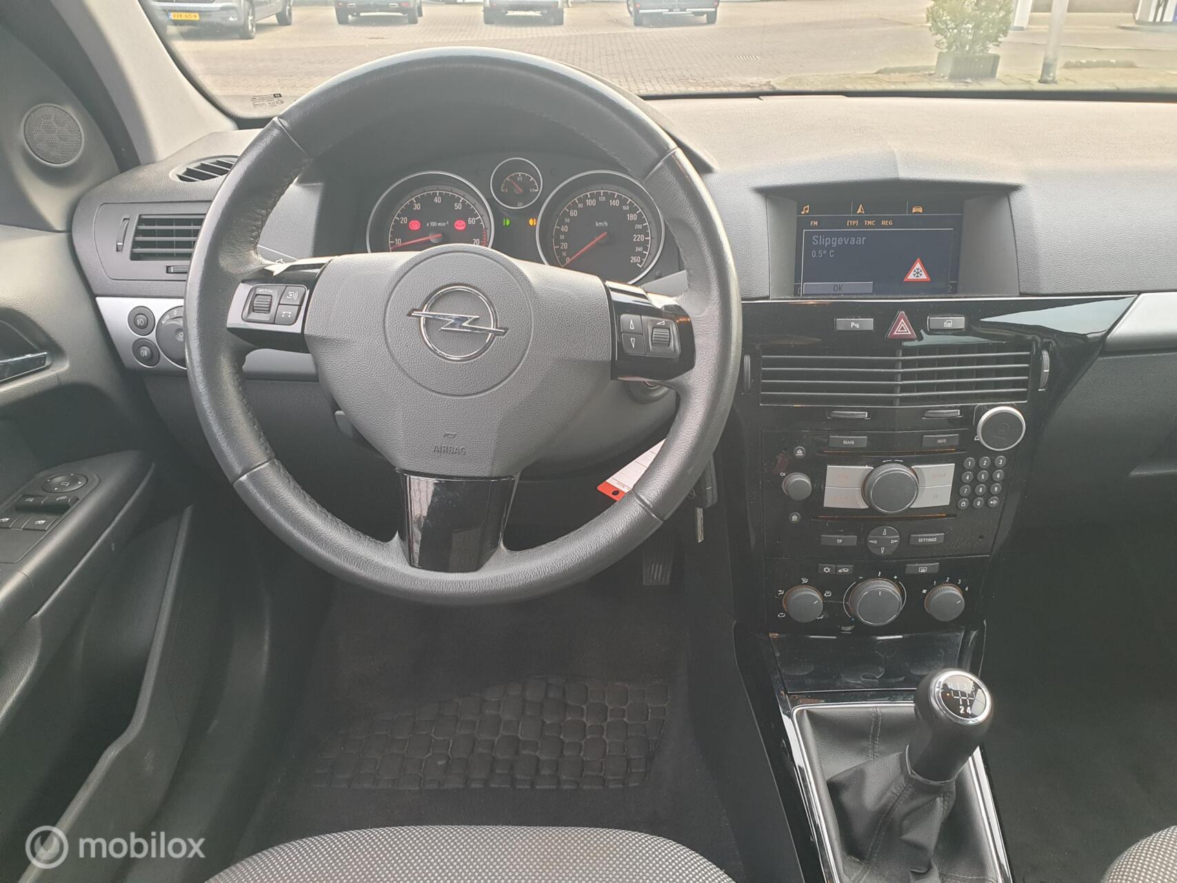 Foto van Opel Astra Wagon
