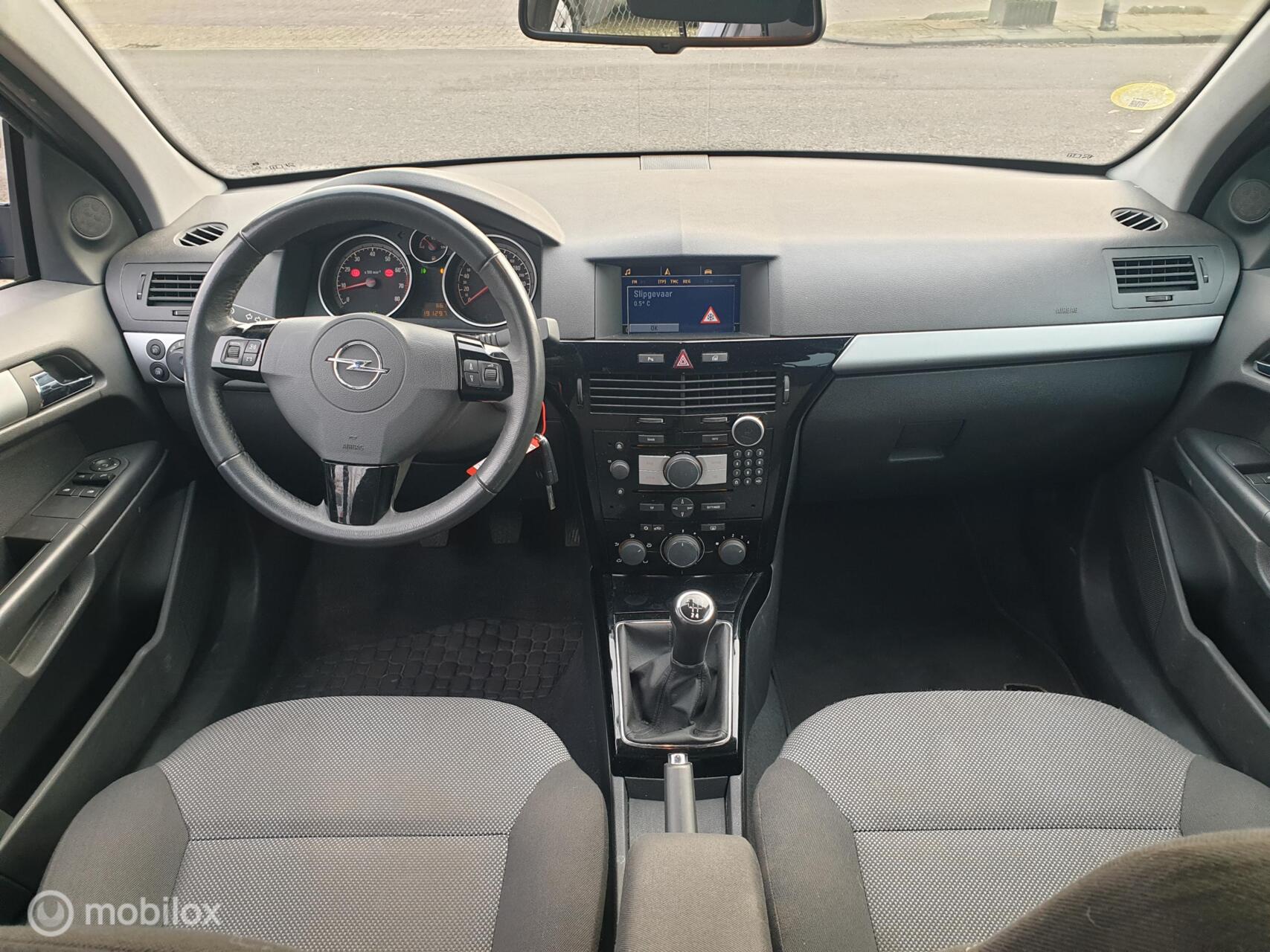 Foto van Opel Astra Wagon