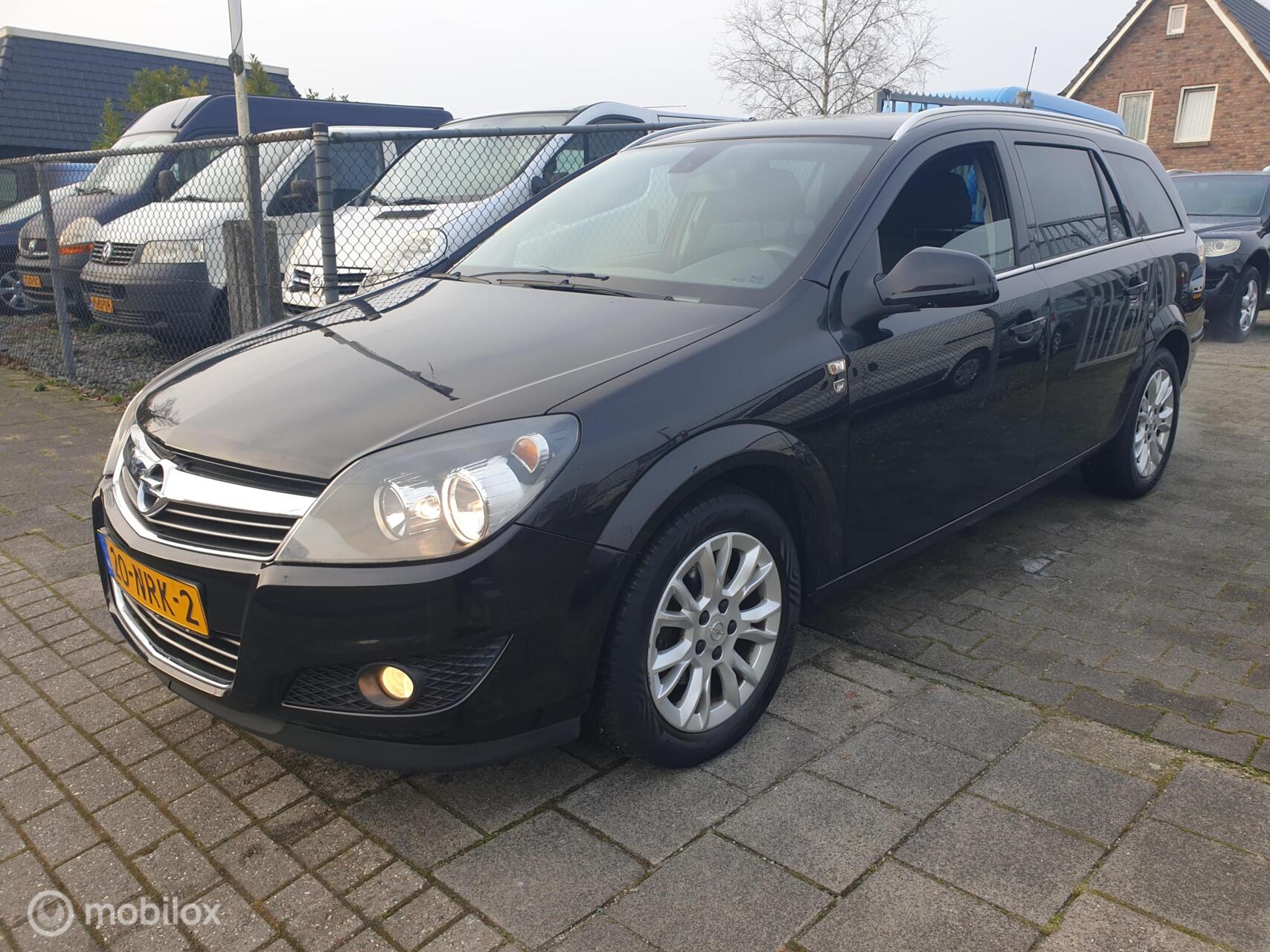 Foto van Opel Astra Wagon
