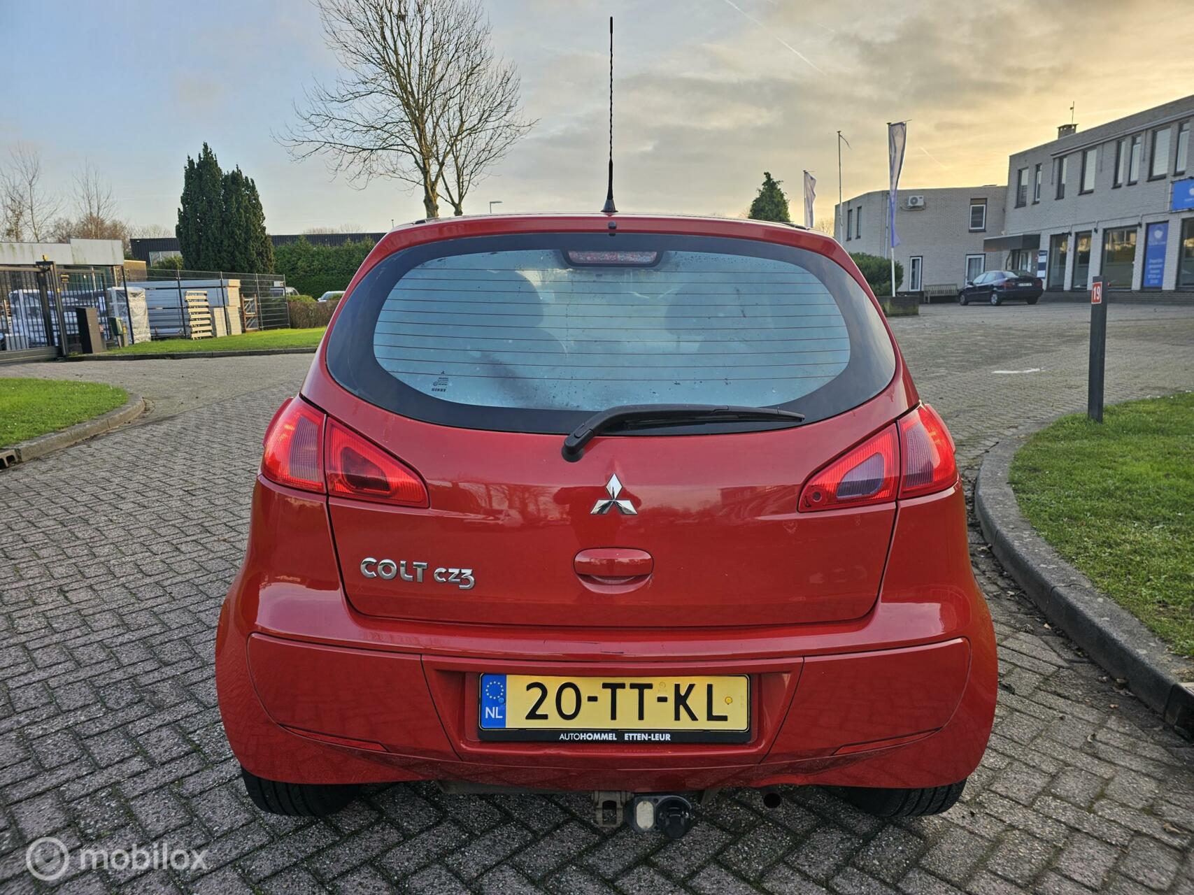 Foto van Mitsubishi Colt