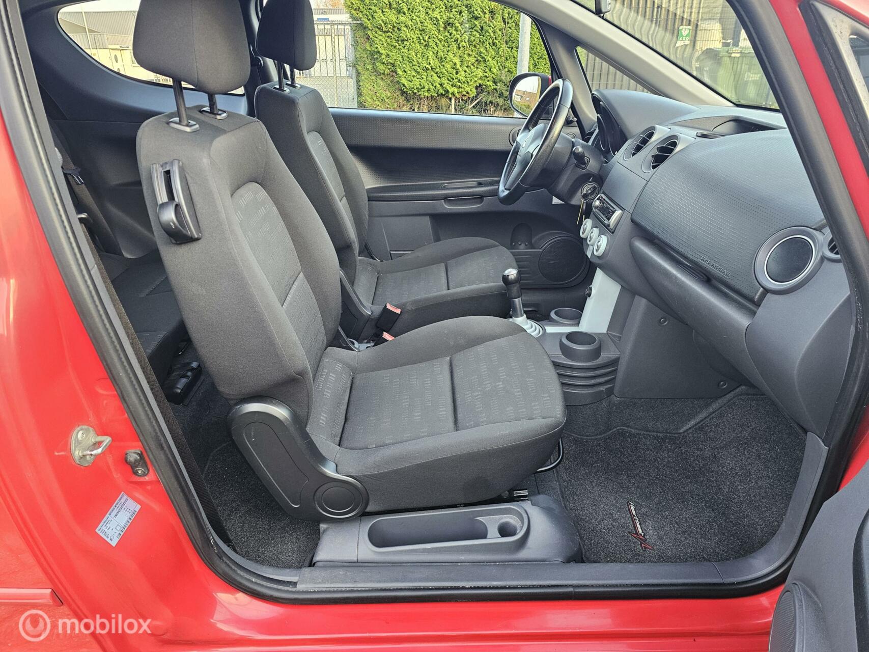 Foto van Mitsubishi Colt