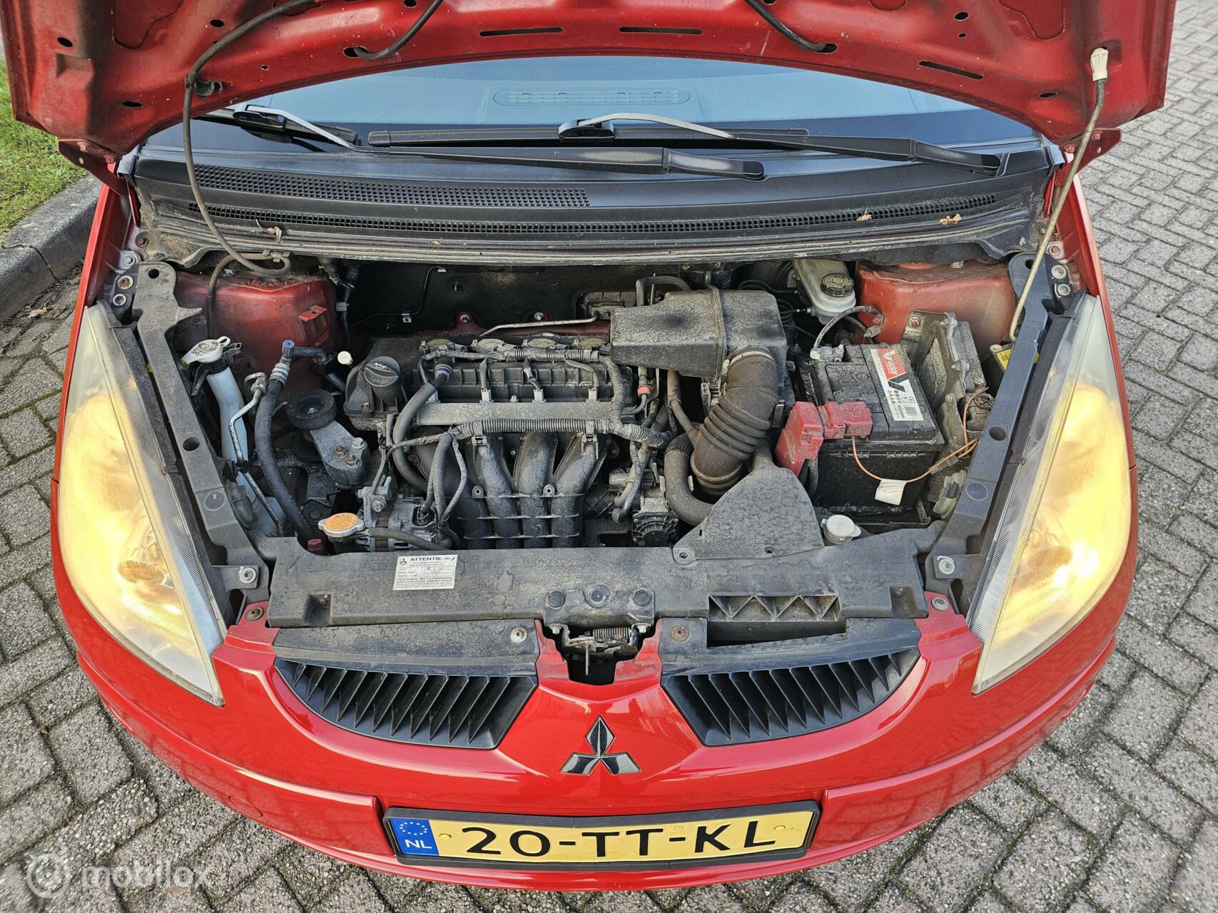 Foto van Mitsubishi Colt