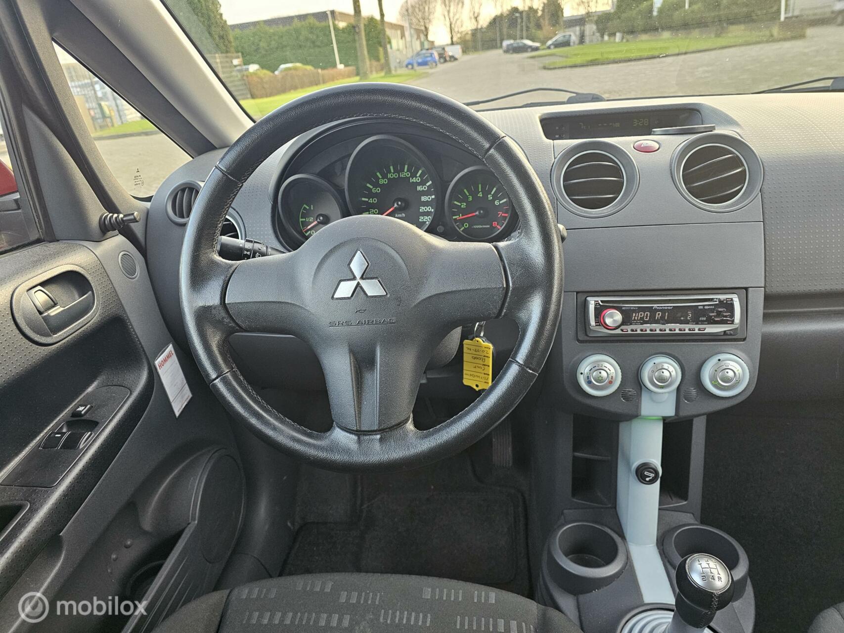 Foto van Mitsubishi Colt