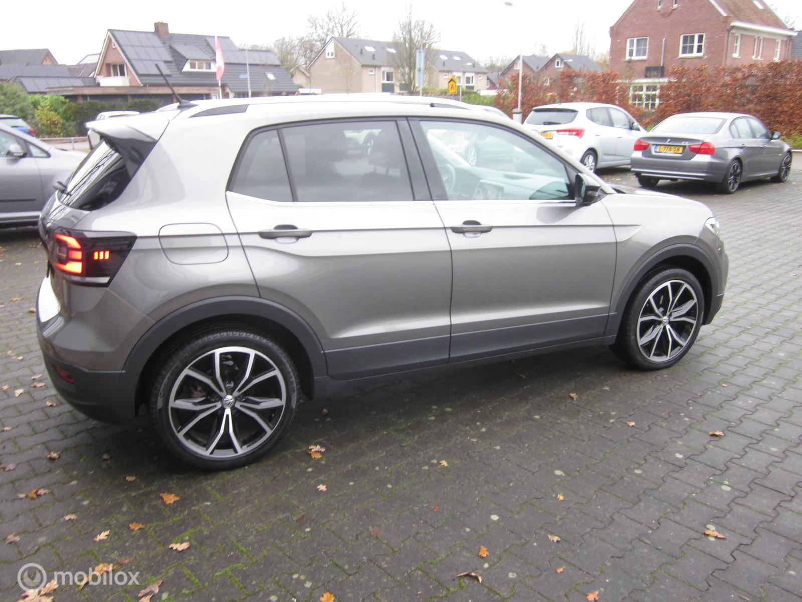 Foto van Volkswagen T-cross