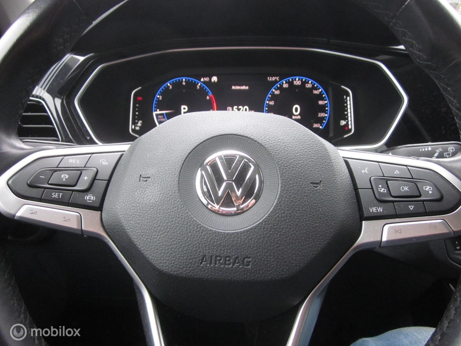 Foto van Volkswagen T-cross